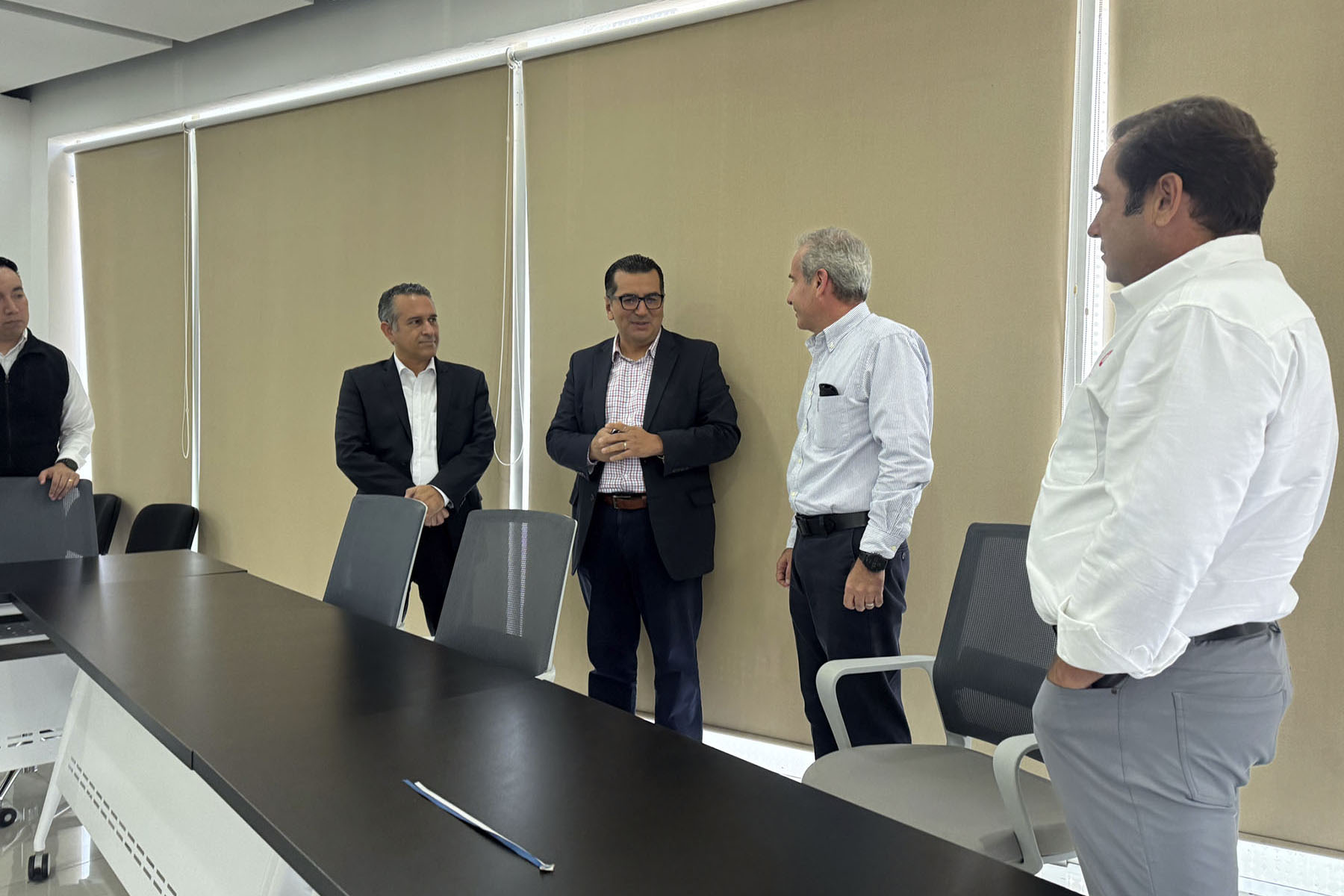 2 / 3 - Visita de la CMIC a la Escuela de Arquitectura Fortalece Vínculos con el Sector 2 / 3 - Visita de la CMIC a la Escuela de Arquitectura Fortalece Vínculos con el Sector