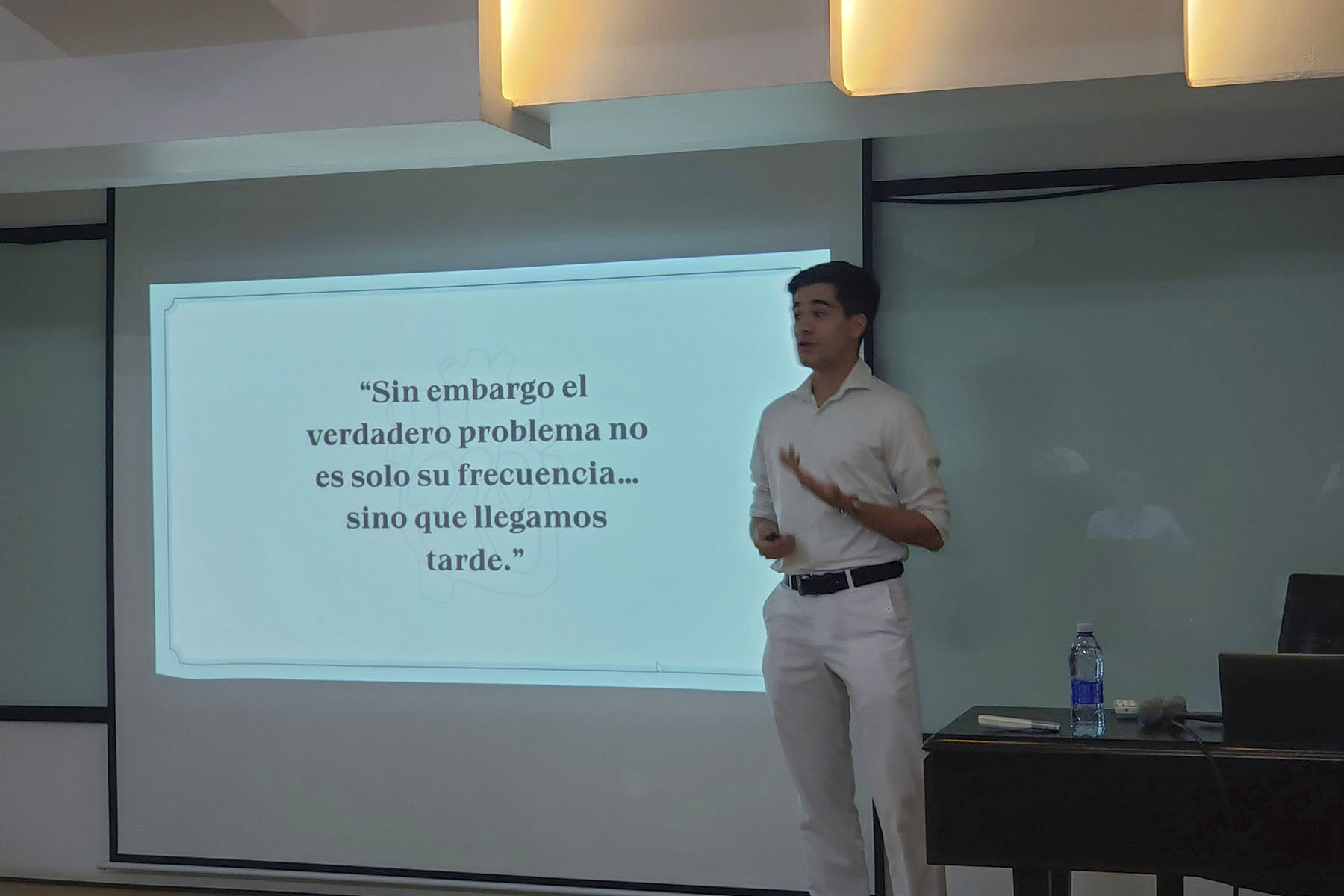 14 / 14 - Seminario Leones de la Ciencia