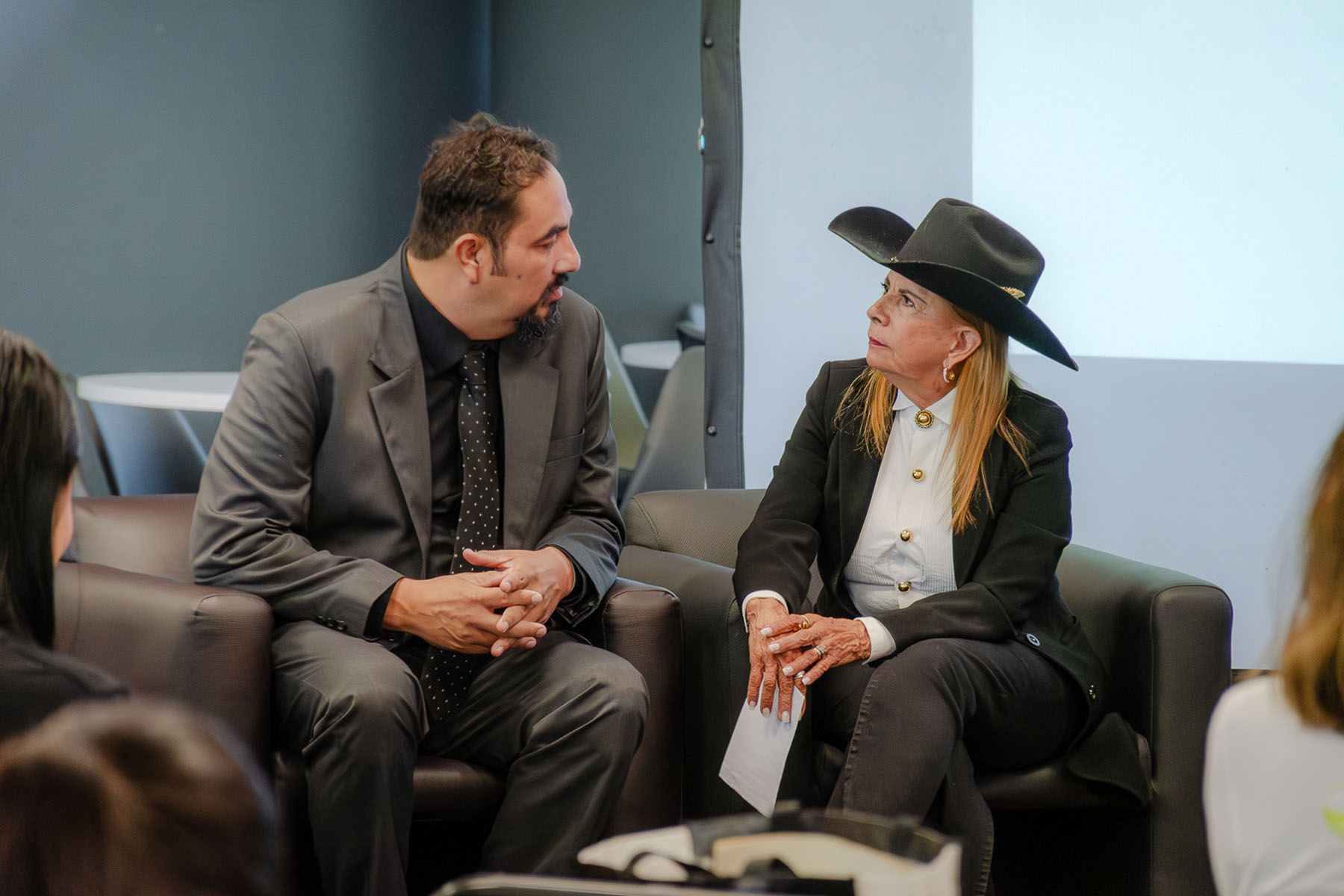 1 / 45 - Foro: Momentos que Definen una Trayectoria 1 / 45 - Foro: Momentos que Definen una Trayectoria