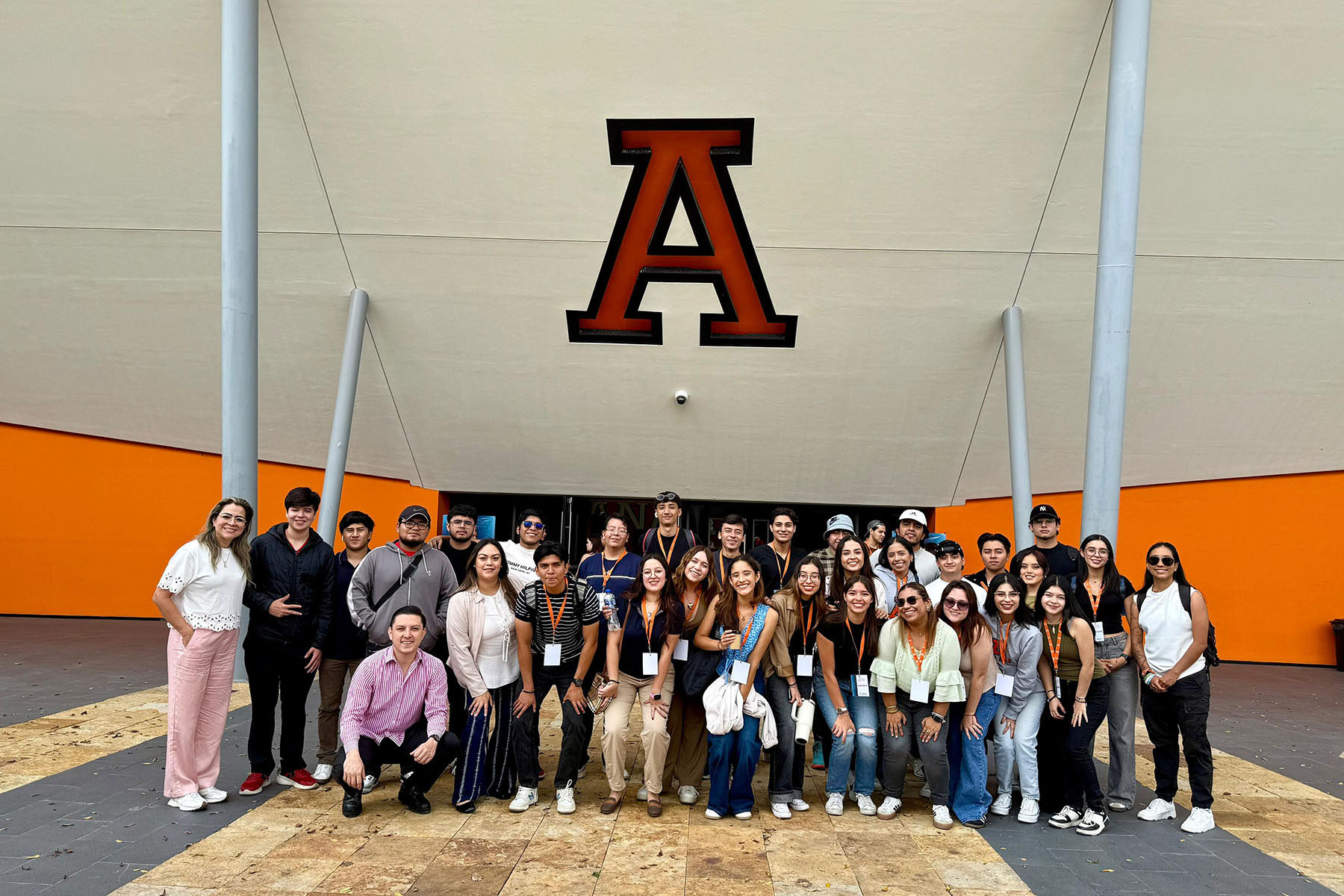 3 / 9 - 4.° Congreso de Terapia Física y Rehabilitación: Ciencia, Tecnología y Movimiento 3 / 9 - 4.° Congreso de Terapia Física y Rehabilitación: Ciencia, Tecnología y Movimiento