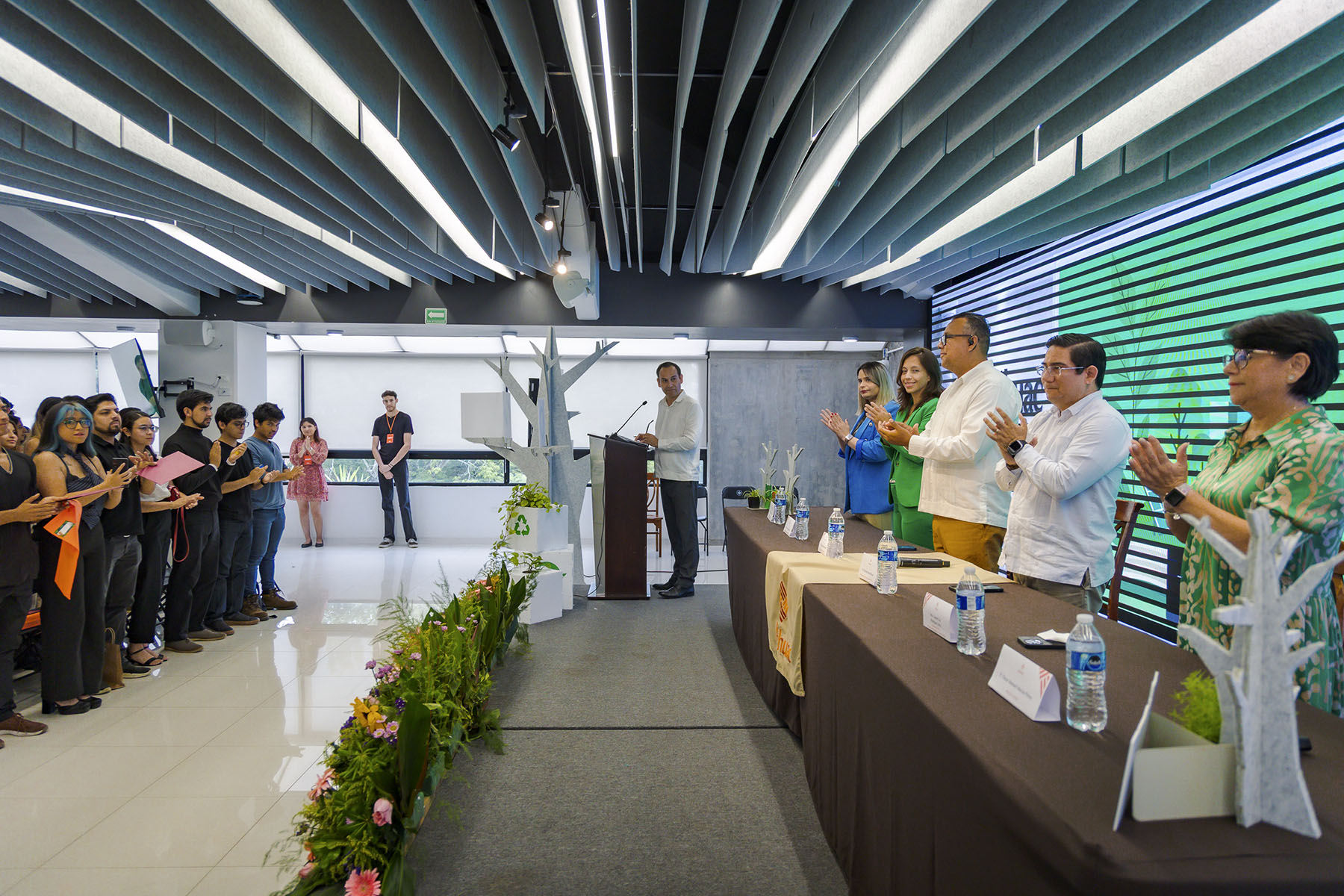 10 / 12 - 9.ª Feria Internacional del Libro Anáhuac Veracruz (FILAV) 10 / 12 - 9.ª Feria Internacional del Libro Anáhuac Veracruz (FILAV)