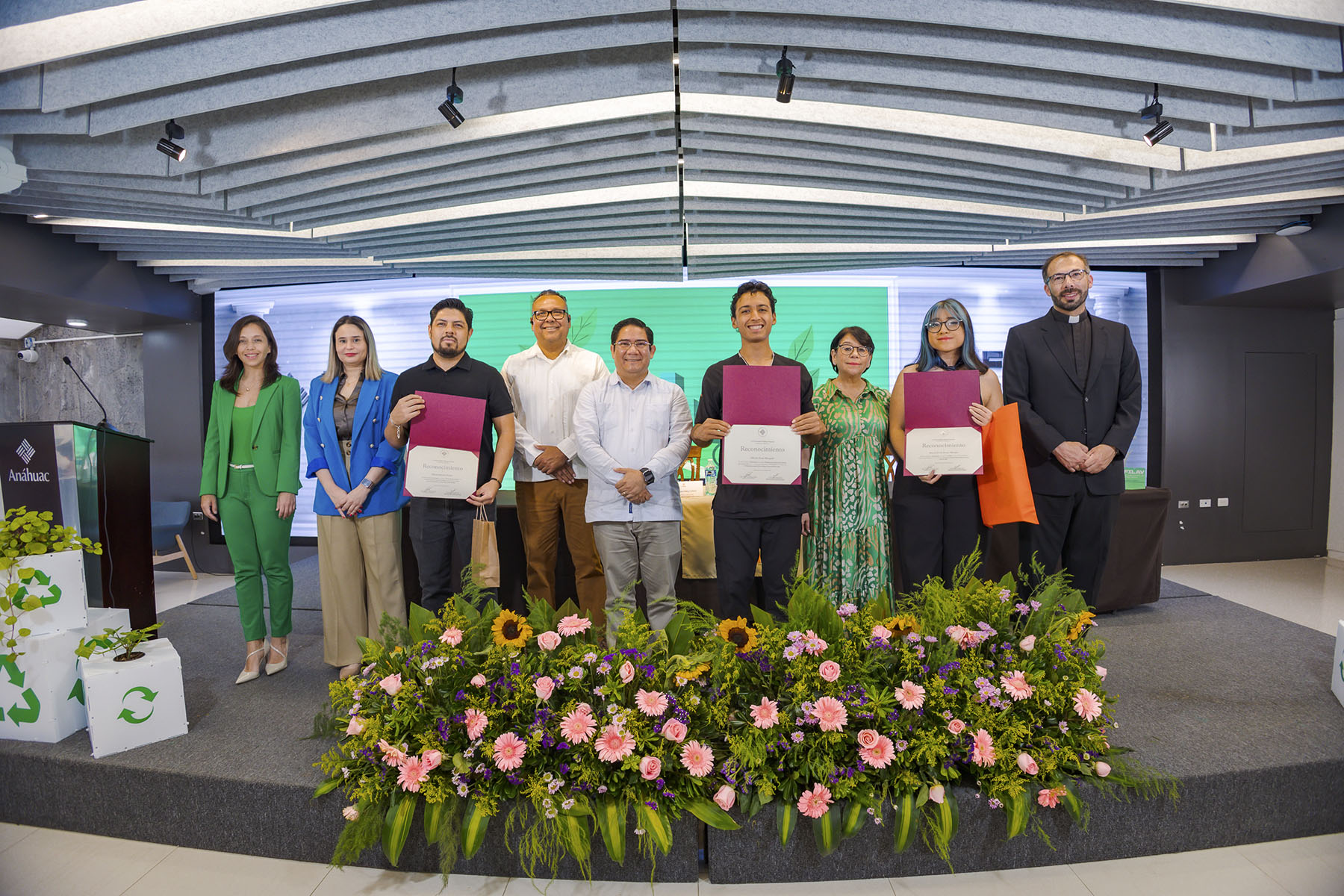 11 / 12 - 9.ª Feria Internacional del Libro Anáhuac Veracruz (FILAV) 11 / 12 - 9.ª Feria Internacional del Libro Anáhuac Veracruz (FILAV)