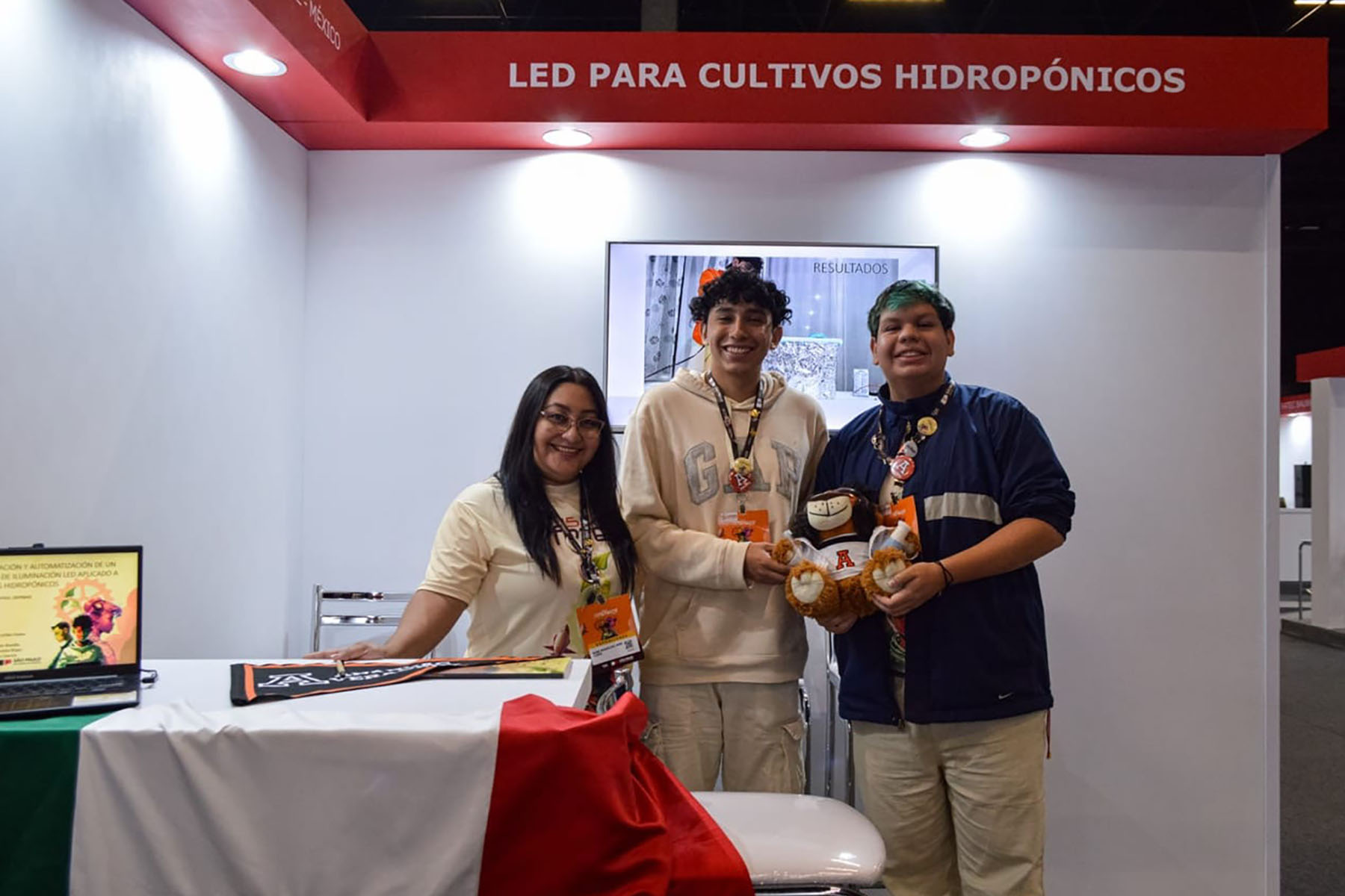 2 / 6 - Alumno de Ingeniería entre las 50 Juventudes que Inspiran de México 2 / 6 - Alumno de Ingeniería entre las 50 Juventudes que Inspiran de México