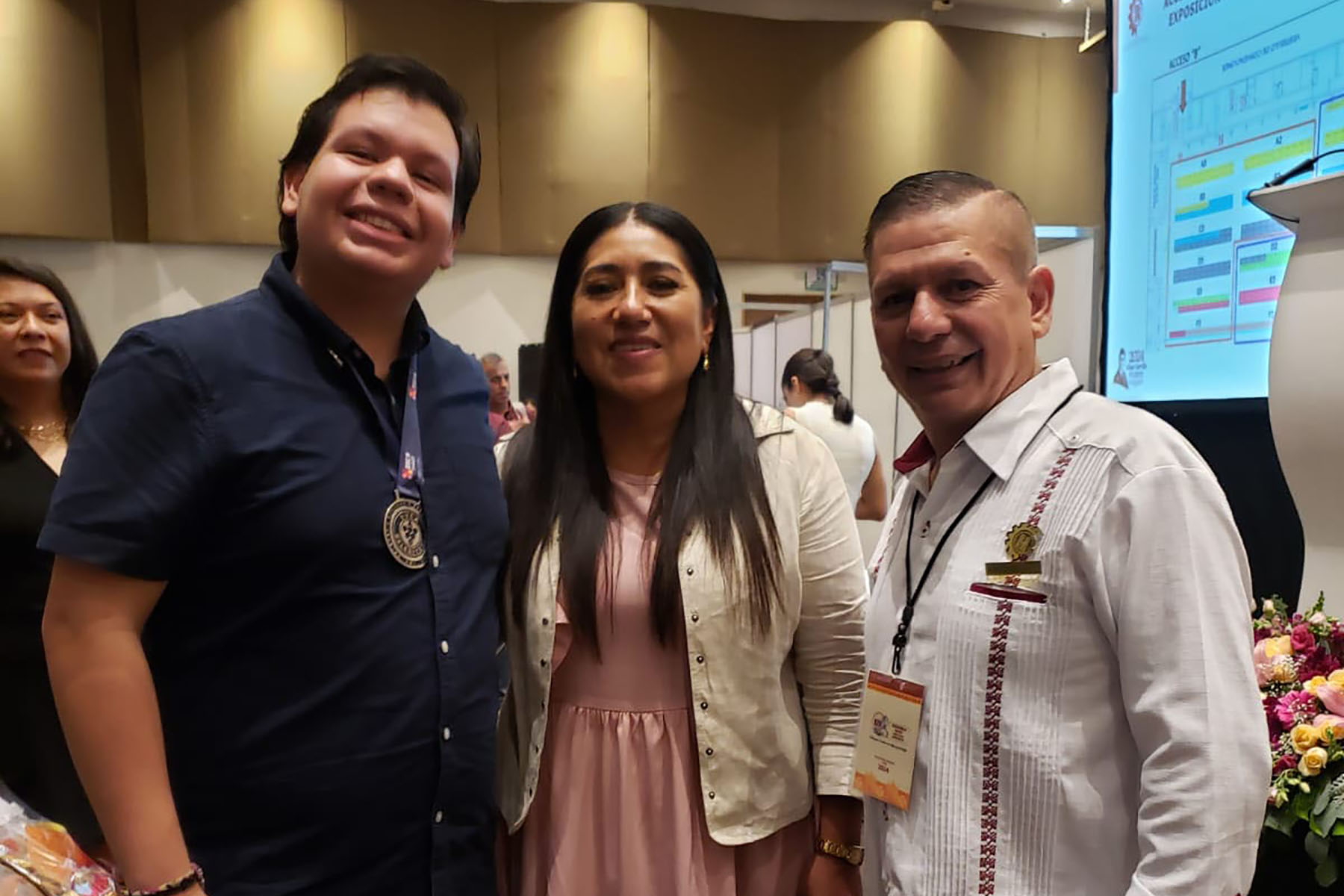 3 / 6 - Alumno de Ingeniería entre las 50 Juventudes que Inspiran de México 3 / 6 - Alumno de Ingeniería entre las 50 Juventudes que Inspiran de México