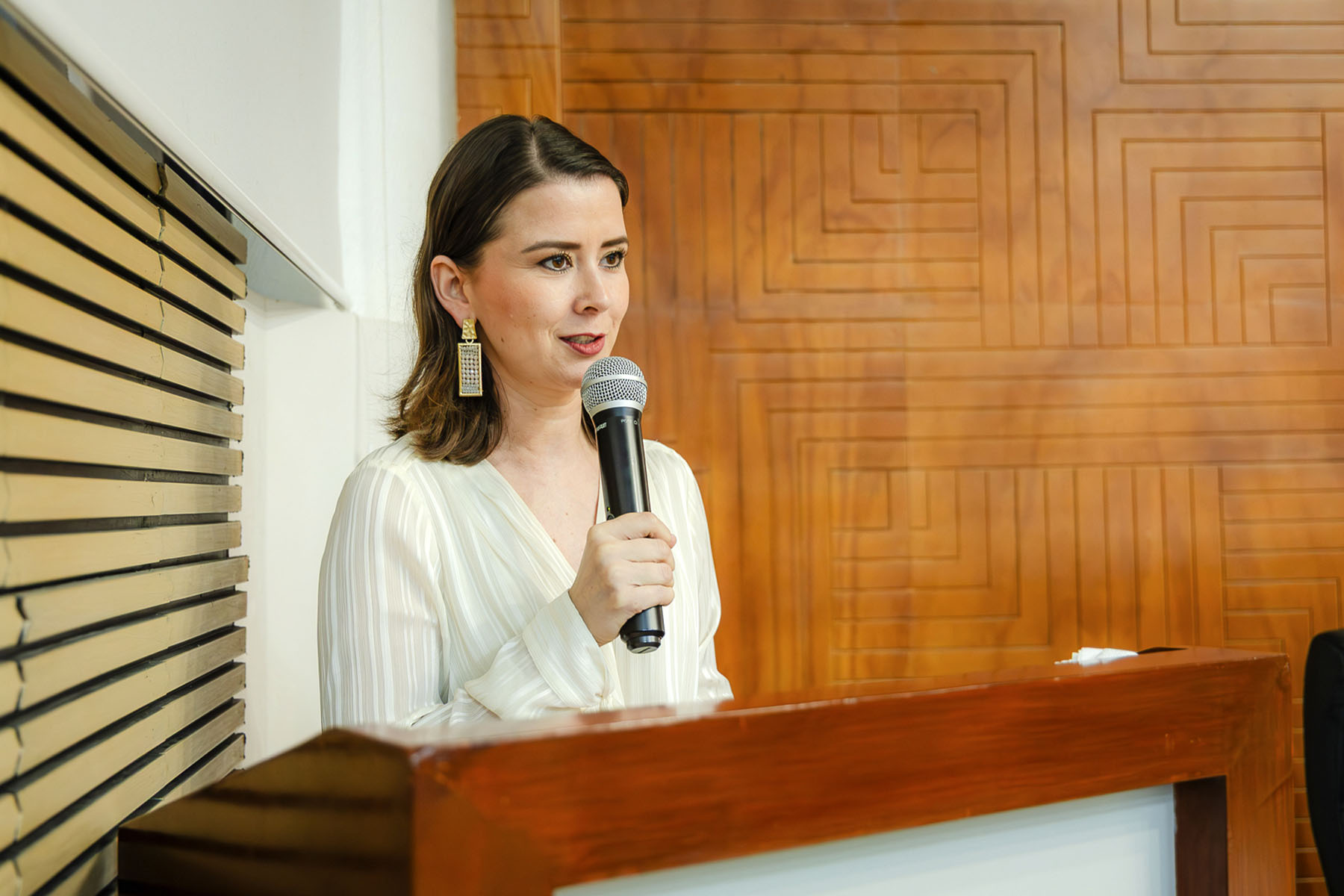 8 / 22 - Bienvenida de la Maestría en Economía y Negocios III 8 / 22 - Bienvenida de la Maestría en Economía y Negocios III