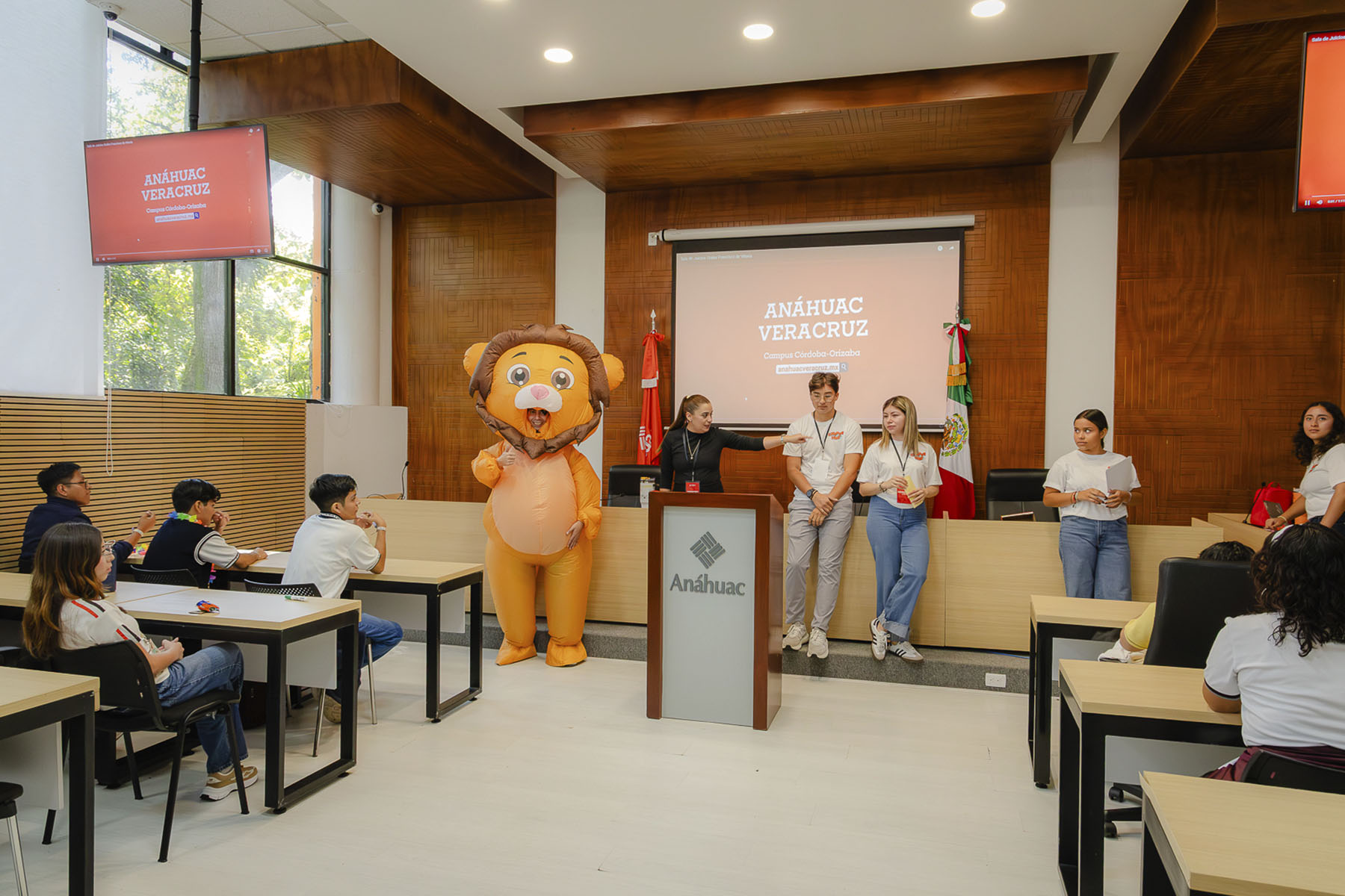 61 / 149 - Campus Visit 2025: Galería 61 / 149 - Campus Visit 2025: Galería