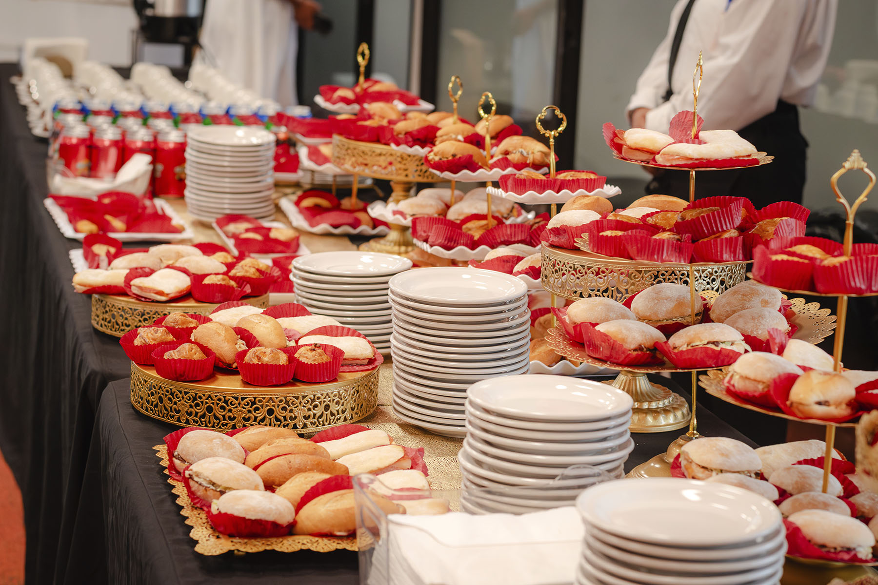 24 / 76 - Ceremonia de Clausura de Diplomados 24 / 76 - Ceremonia de Clausura de Diplomados