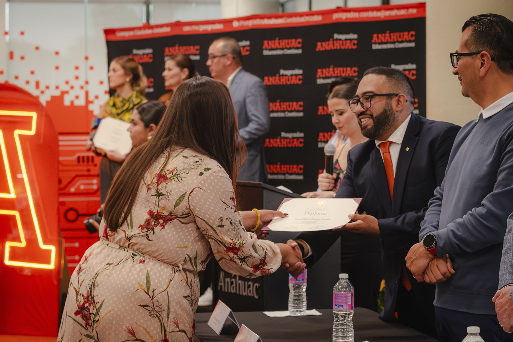 38 / 76 - Ceremonia de Clausura de Diplomados 38 / 76 - Ceremonia de Clausura de Diplomados