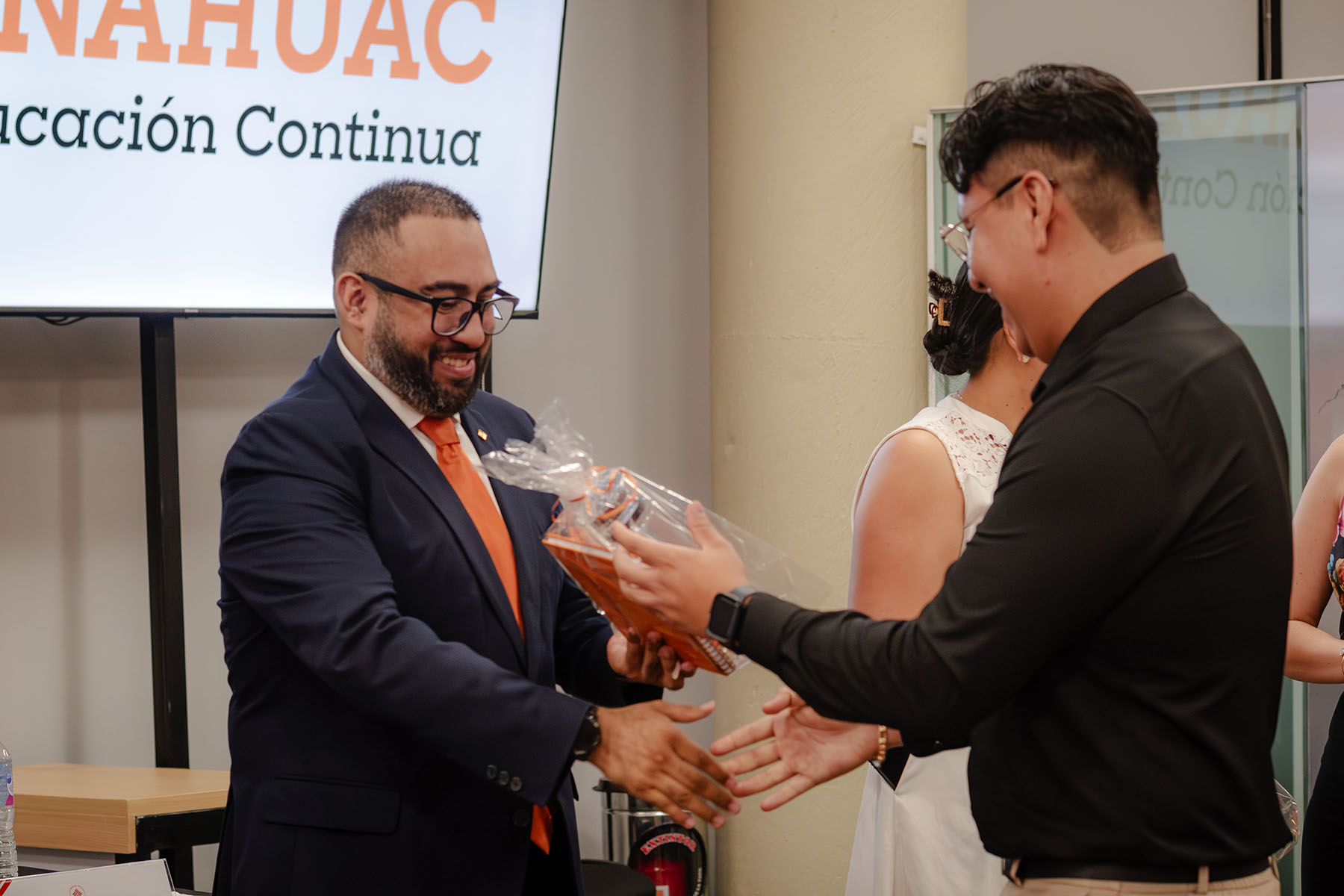 60 / 76 - Ceremonia de Clausura de Diplomados 60 / 76 - Ceremonia de Clausura de Diplomados