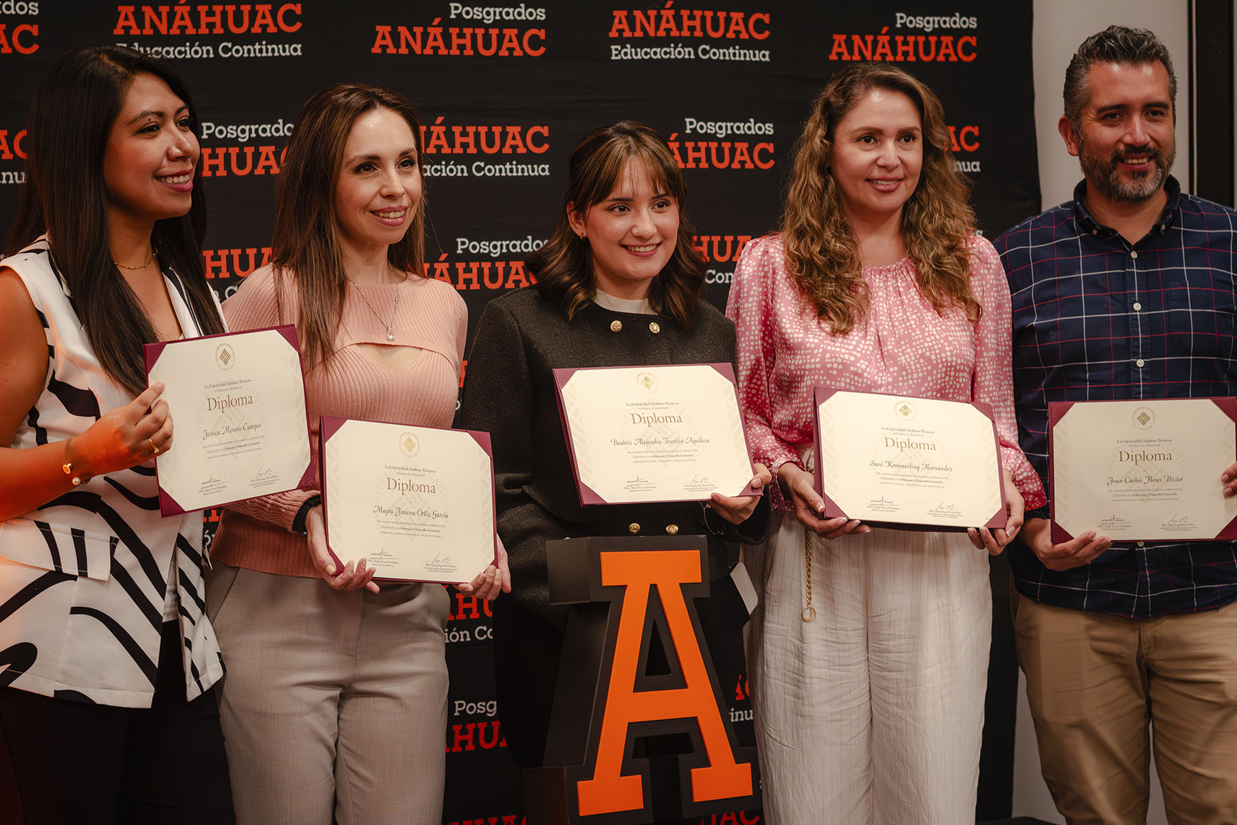 67 / 76 - Ceremonia de Clausura de Diplomados 67 / 76 - Ceremonia de Clausura de Diplomados