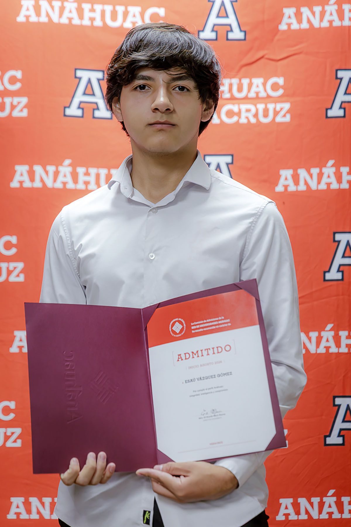 70 / 96 - Entrega de Cartas de Admisión: Galería 70 / 96 - Entrega de Cartas de Admisión: Galería