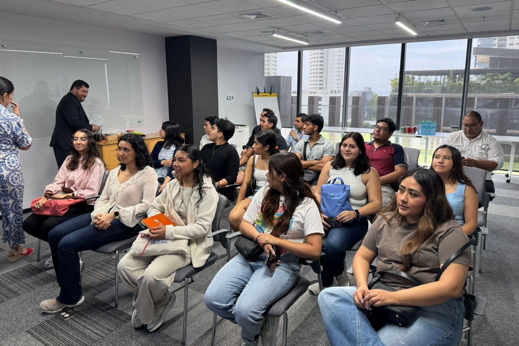 6 / 12 - Culmina la Primera Edición de la Semana Internacional Portuaria Panamá 2025 6 / 12 - Culmina la Primera Edición de la Semana Internacional Portuaria Panamá 2025