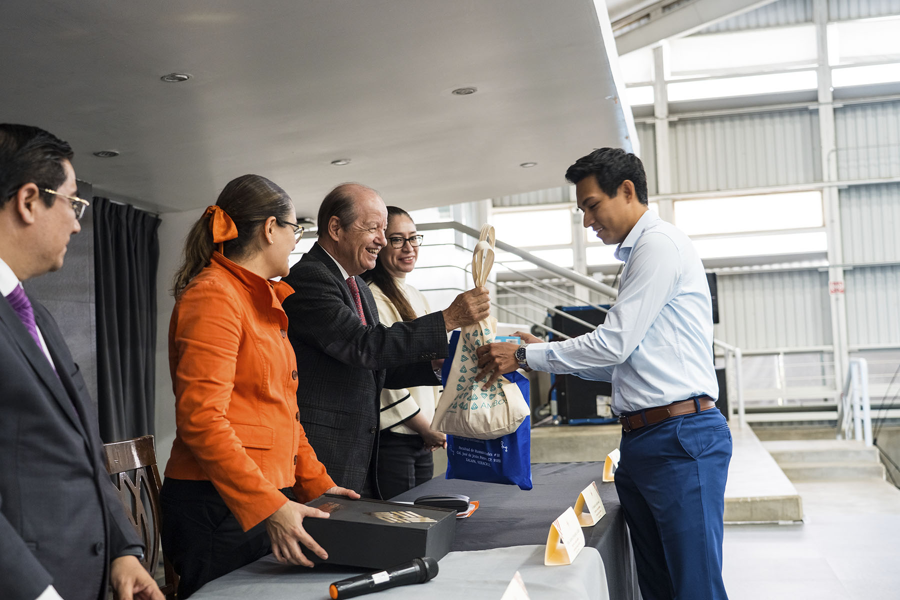 122 / 135 - Día Tres 122 / 135 - Día Tres