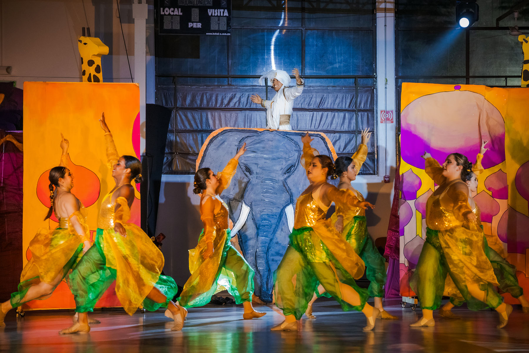 39 / 91 - Arte y Cultura 39 / 91 - Arte y Cultura