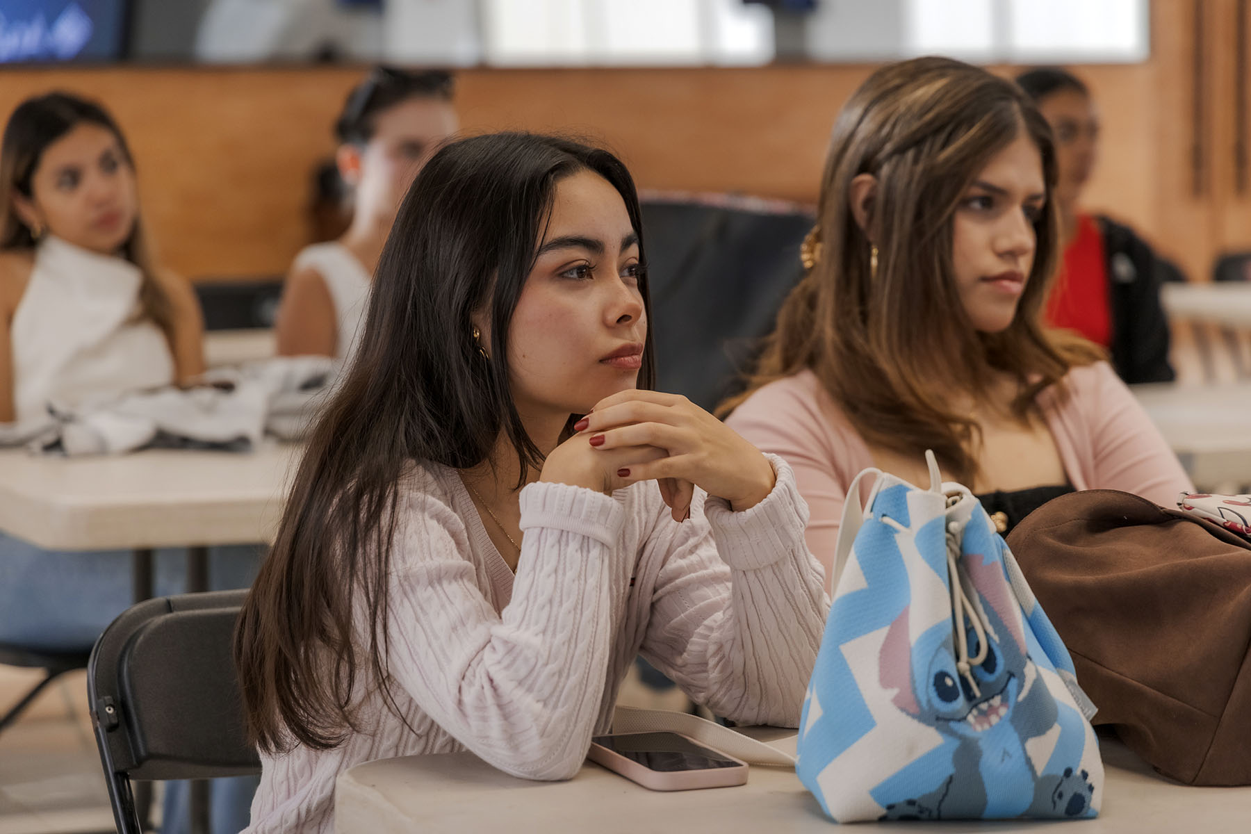 2 / 20 - Día del Diseñador de Moda 2 / 20 - Día del Diseñador de Moda