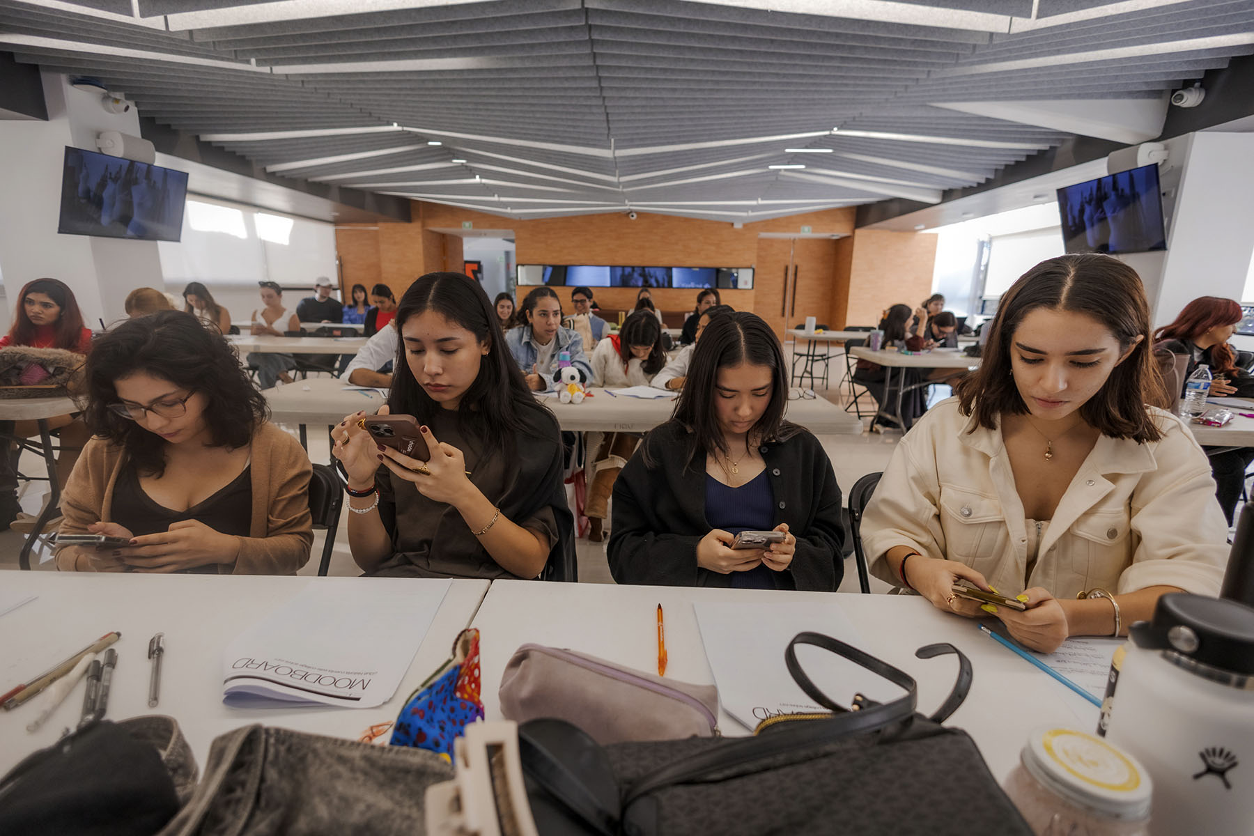 17 / 20 - Día del Diseñador de Moda 17 / 20 - Día del Diseñador de Moda