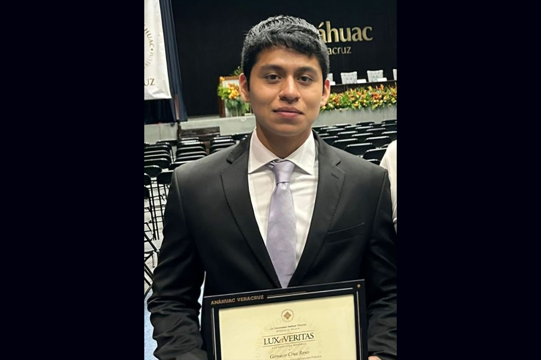 3 / 3 - Generación de Egresados Logra Resultados Destacados en el EGEL 3 / 3 - Generación de Egresados Logra Resultados Destacados en el EGEL