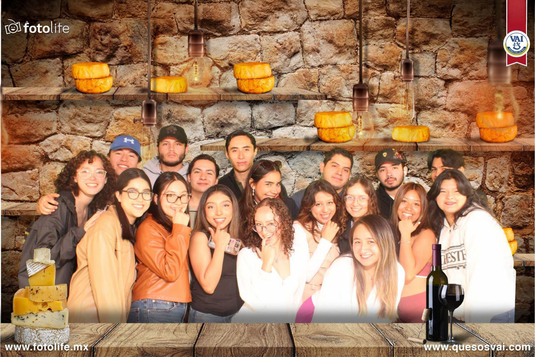 4 / 7 - Estudiantes Fortalecen su Formación en el Business Summit 2025 4 / 7 - Estudiantes Fortalecen su Formación en el Business Summit 2025