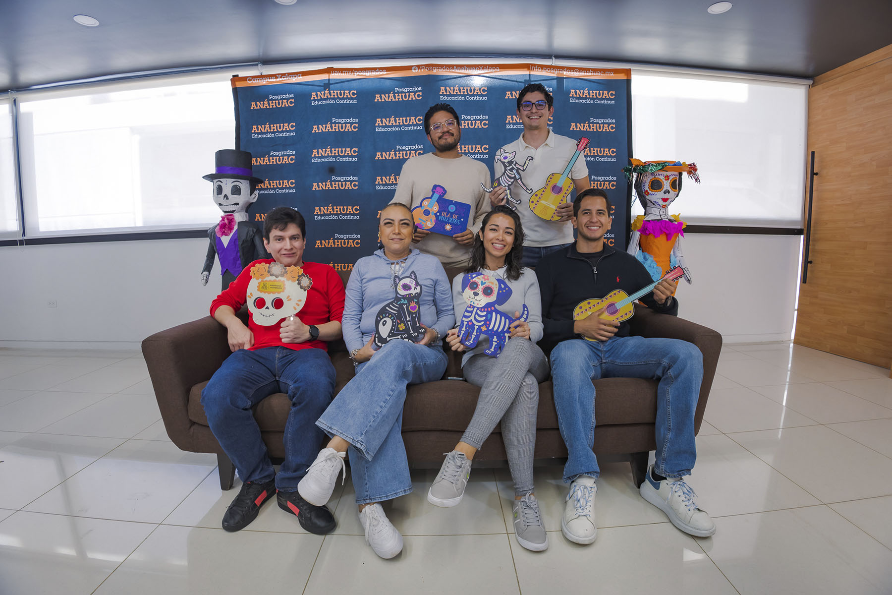 34 / 50 - Festín de Día de muertos Posgrados 34 / 50 - Festín de Día de muertos Posgrados