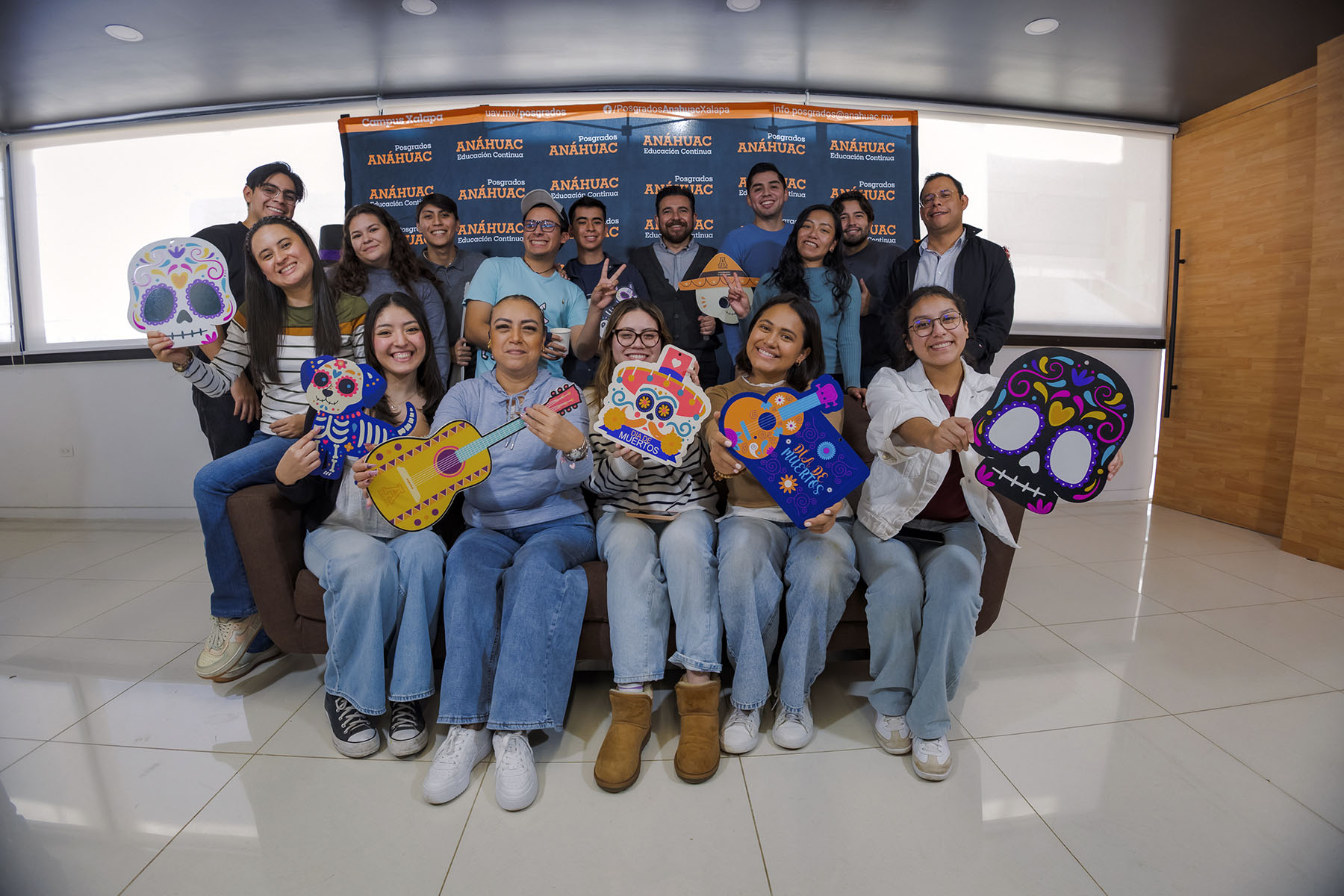 45 / 50 - Festín de Día de muertos Posgrados 45 / 50 - Festín de Día de muertos Posgrados