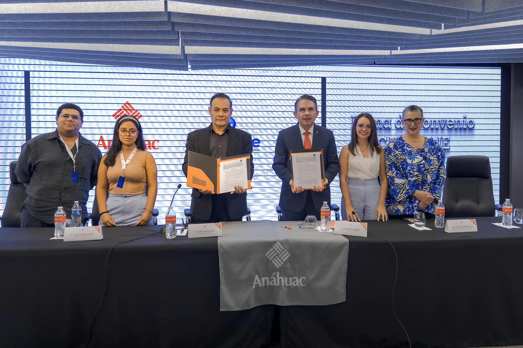 7 / 15 - Firma de Convenio con CANACINE Veracruz 7 / 15 - Firma de Convenio con CANACINE Veracruz