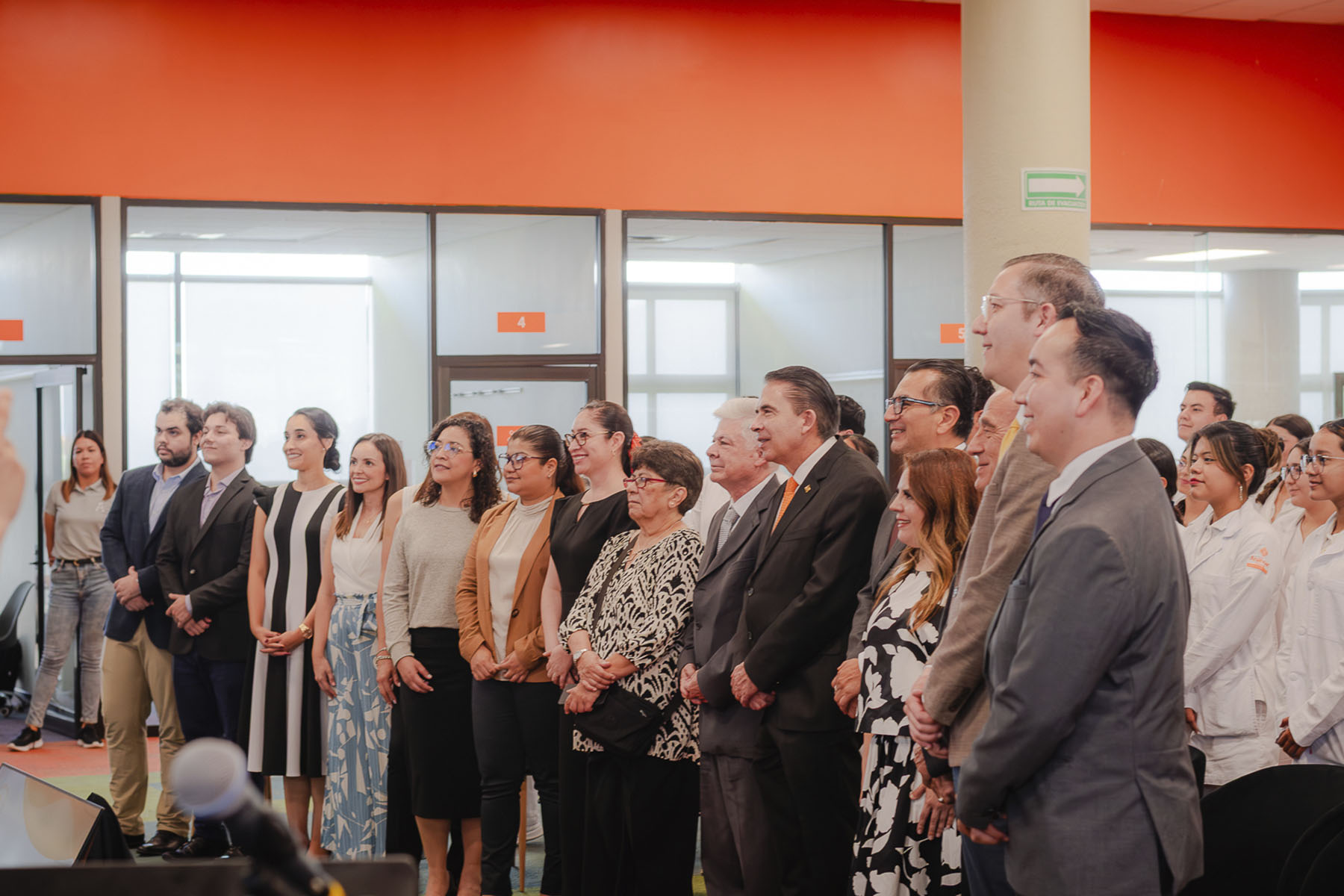 28 / 40 - Homenaje al Dr. Leonardo Verduzco Rodríguez en el Marco del Día del Médico 28 / 40 - Homenaje al Dr. Leonardo Verduzco Rodríguez en el Marco del Día del Médico