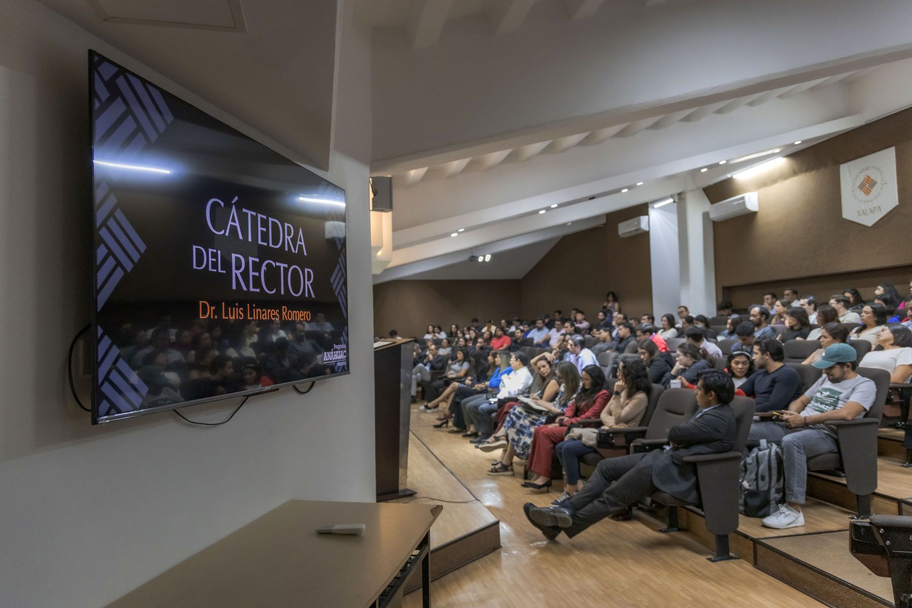 23 / 24 - Cátedra del Rector a Alumnos de Posgrado 23 / 24 - Cátedra del Rector a Alumnos de Posgrado