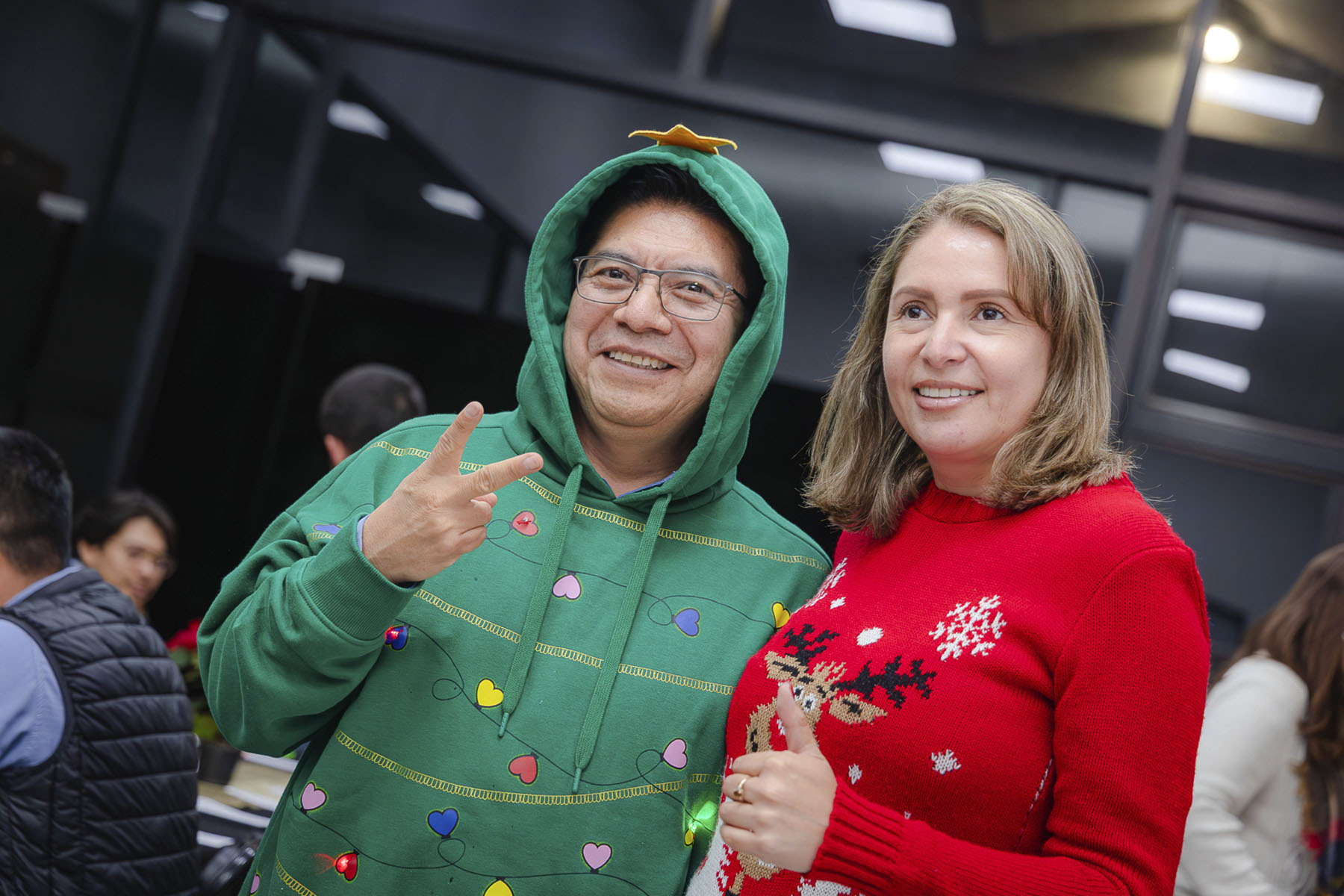 7 / 32 - Christmas Break de Posgrados 7 / 32 - Christmas Break de Posgrados