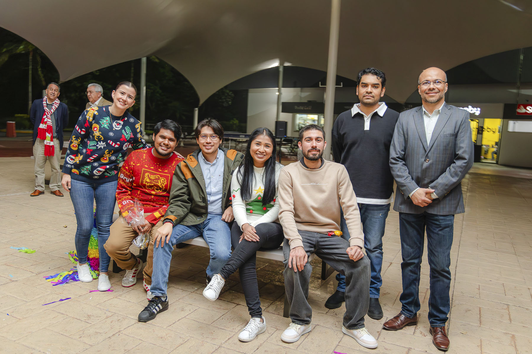 30 / 32 - Christmas Break de Posgrados 30 / 32 - Christmas Break de Posgrados