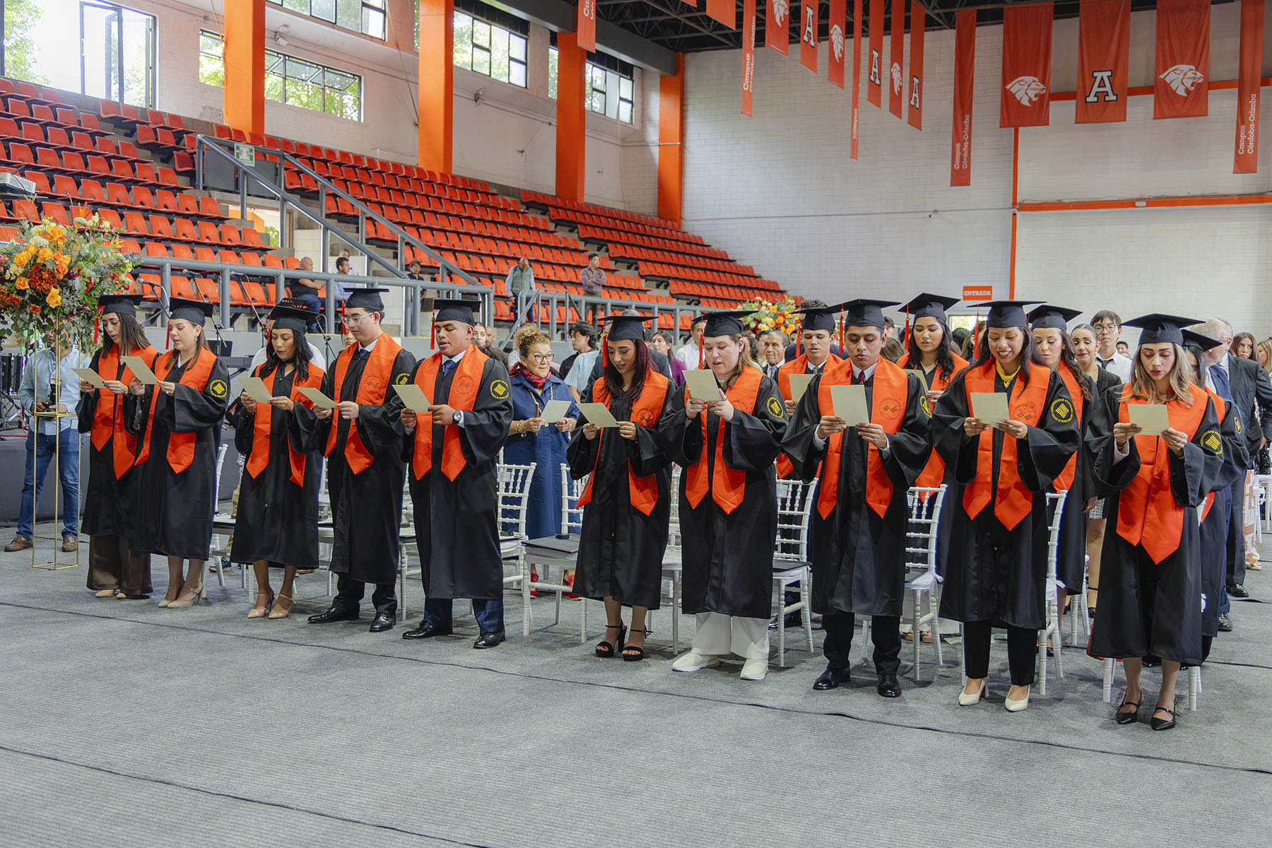 102 / 154 - Ceremonia Solemne de Conferimiento de Grado: Galería 102 / 154 - Ceremonia Solemne de Conferimiento de Grado: Galería