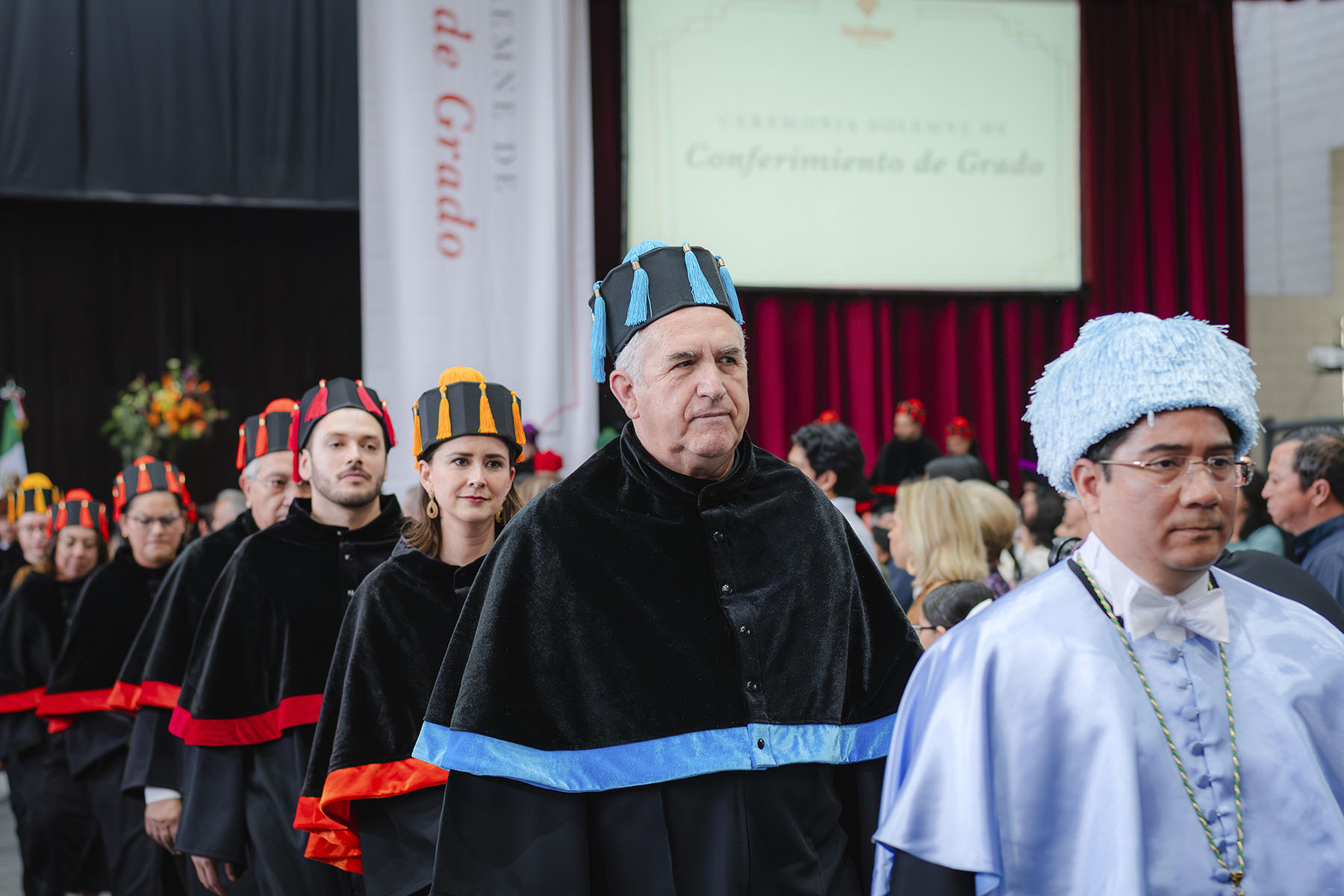 106 / 154 - Ceremonia Solemne de Conferimiento de Grado: Galería 106 / 154 - Ceremonia Solemne de Conferimiento de Grado: Galería