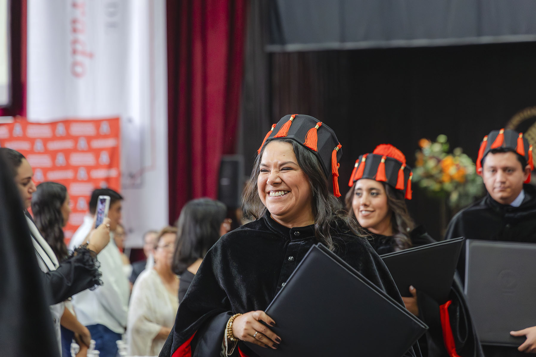 111 / 154 - Ceremonia Solemne de Conferimiento de Grado: Galería 111 / 154 - Ceremonia Solemne de Conferimiento de Grado: Galería