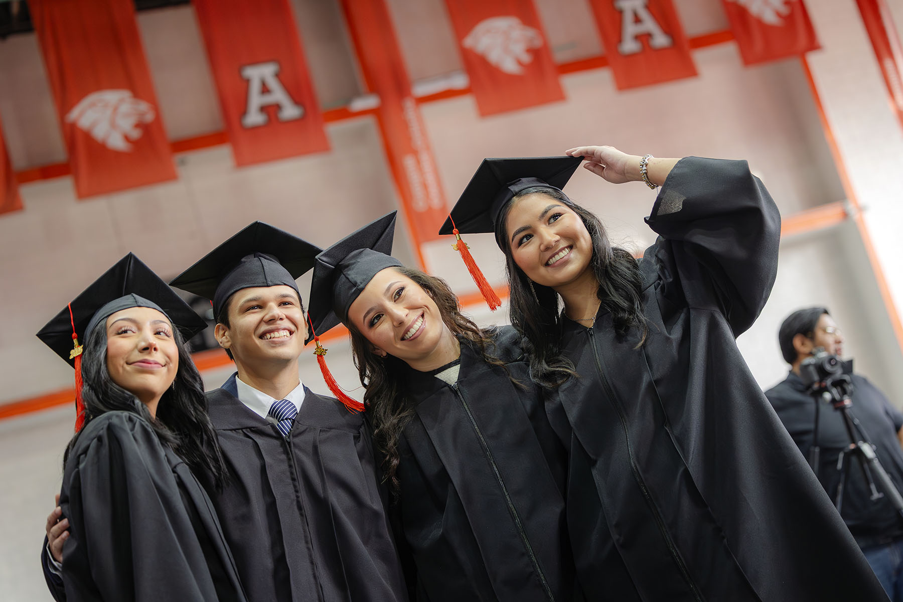 28 / 154 - Ceremonia Solemne de Conferimiento de Grado: Galería 28 / 154 - Ceremonia Solemne de Conferimiento de Grado: Galería