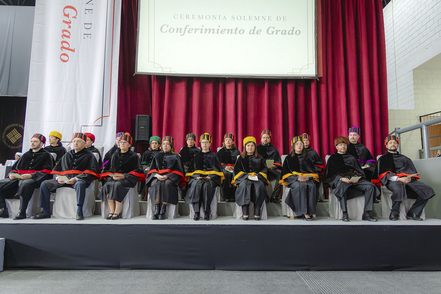 47 / 154 - Ceremonia Solemne de Conferimiento de Grado: Galería 47 / 154 - Ceremonia Solemne de Conferimiento de Grado: Galería