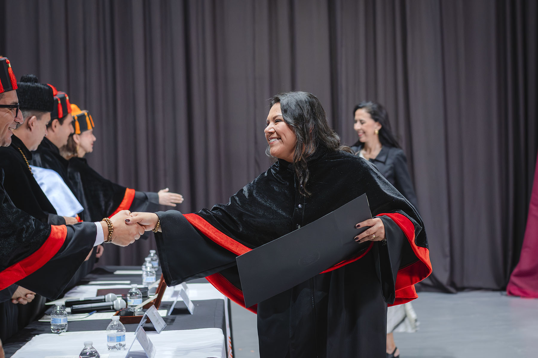 56 / 154 - Ceremonia Solemne de Conferimiento de Grado: Galería 56 / 154 - Ceremonia Solemne de Conferimiento de Grado: Galería