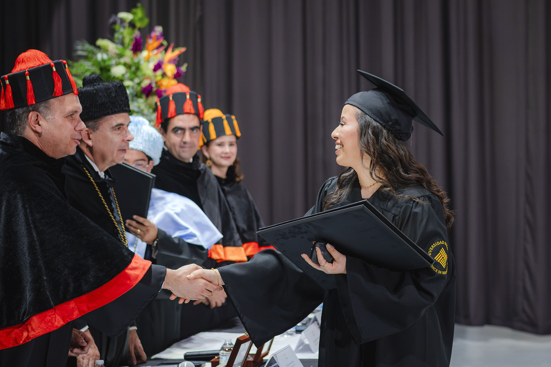 65 / 154 - Ceremonia Solemne de Conferimiento de Grado: Galería 65 / 154 - Ceremonia Solemne de Conferimiento de Grado: Galería