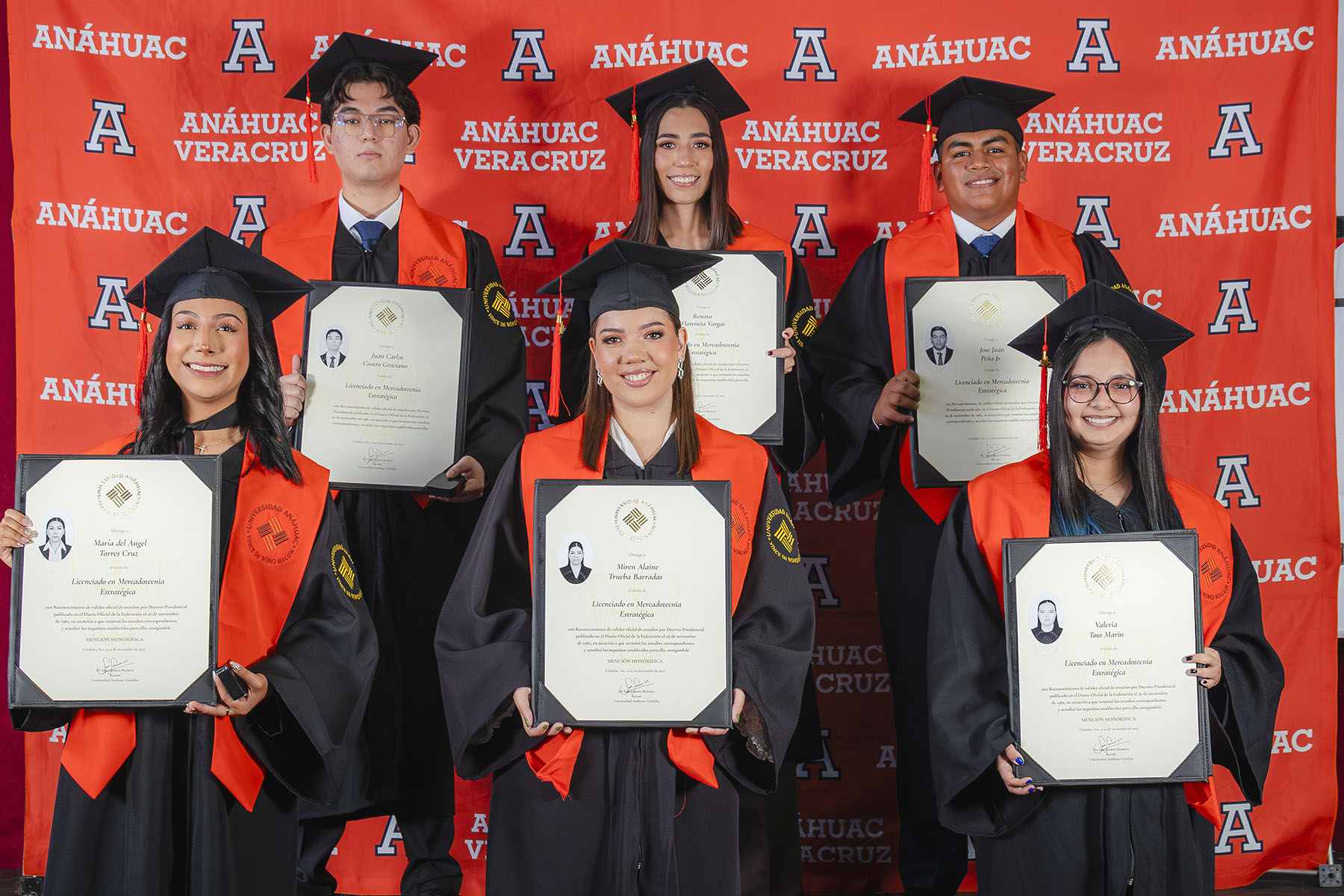 69 / 154 - Ceremonia Solemne de Conferimiento de Grado: Galería 69 / 154 - Ceremonia Solemne de Conferimiento de Grado: Galería