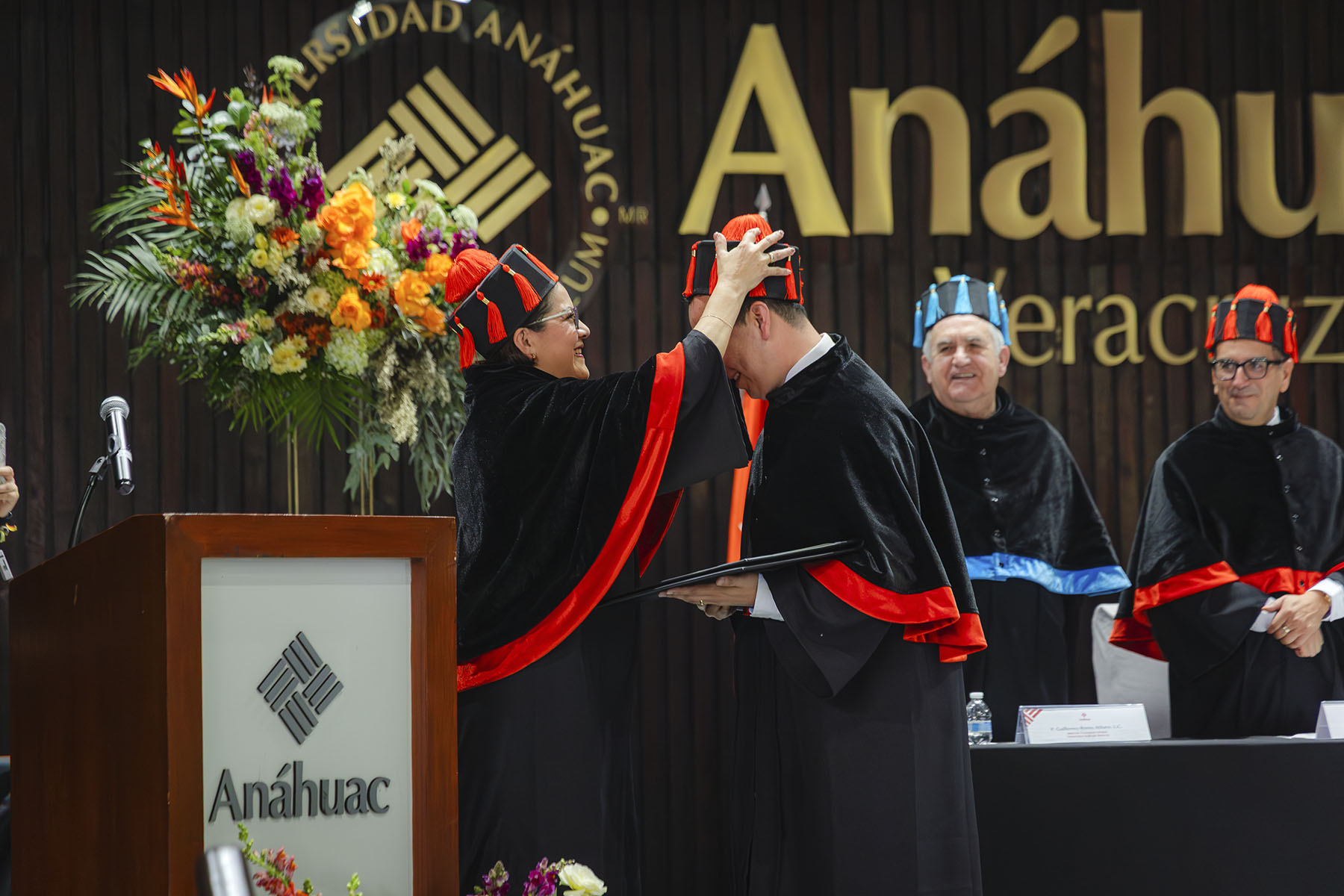 92 / 154 - Ceremonia Solemne de Conferimiento de Grado: Galería 92 / 154 - Ceremonia Solemne de Conferimiento de Grado: Galería