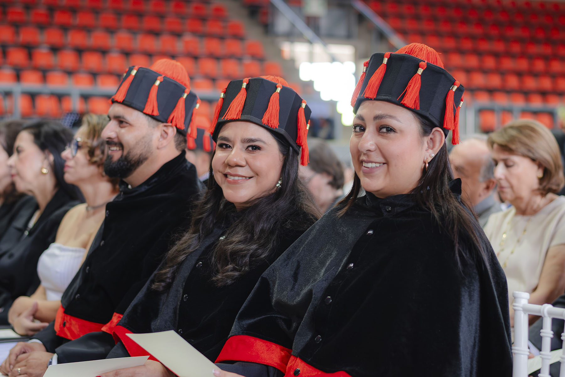95 / 154 - Ceremonia Solemne de Conferimiento de Grado: Galería 95 / 154 - Ceremonia Solemne de Conferimiento de Grado: Galería