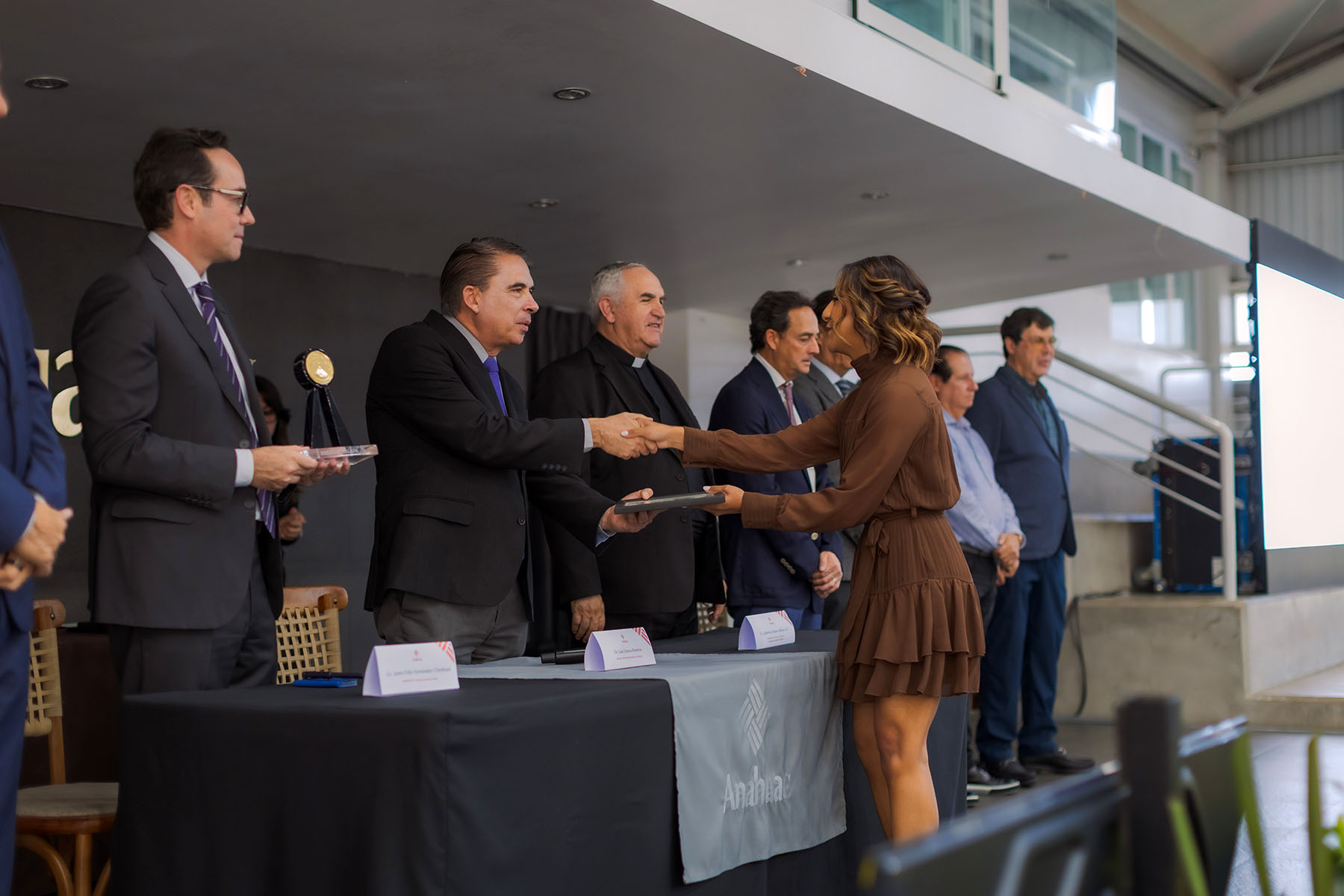 1 / 53 - La Excelencia que Trasciende: Entrega del Premio Excellentia Aurea en el Campus Xalapa 1 / 53 - La Excelencia que Trasciende: Entrega del Premio Excellentia Aurea en el Campus Xalapa