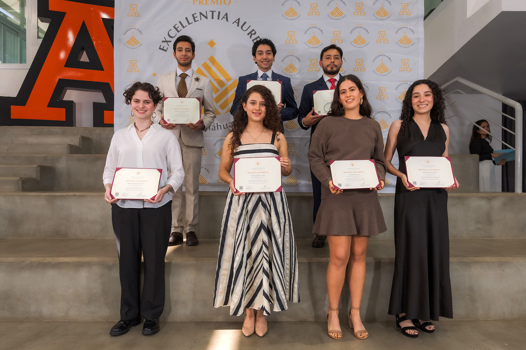32 / 53 - La Excelencia que Trasciende: Entrega del Premio Excellentia Aurea en el Campus Xalapa 32 / 53 - La Excelencia que Trasciende: Entrega del Premio Excellentia Aurea en el Campus Xalapa