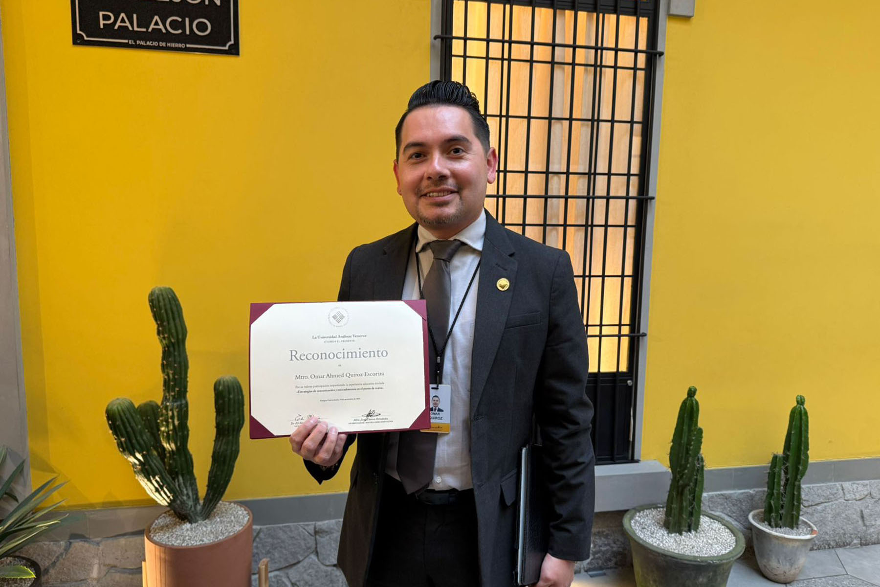 10 / 10 - Experiencia Educativa en Palacio de Hierro Polanco y Coyoacán 10 / 10 - Experiencia Educativa en Palacio de Hierro Polanco y Coyoacán