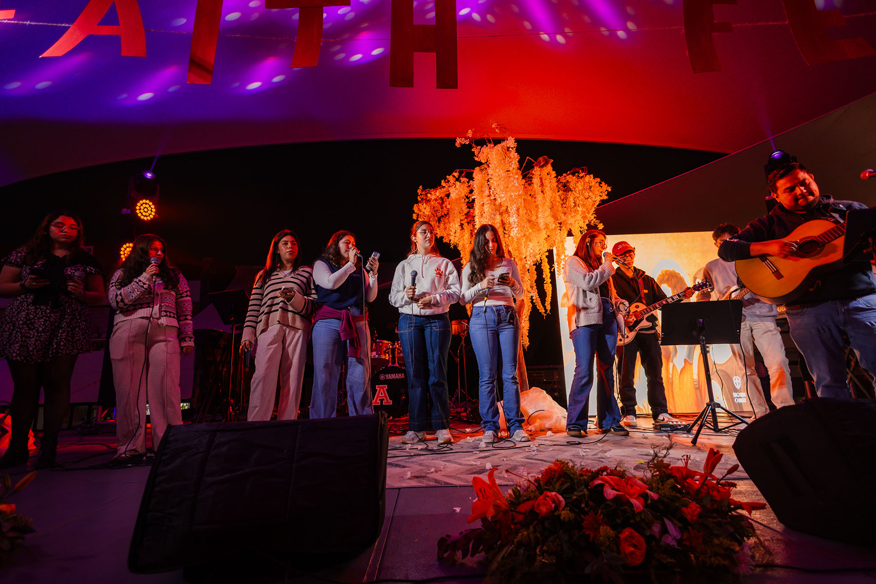 28 / 30 - Faith Fest: una Experiencia de Fe, Alegría y Formación Integral 28 / 30 - Faith Fest: una Experiencia de Fe, Alegría y Formación Integral