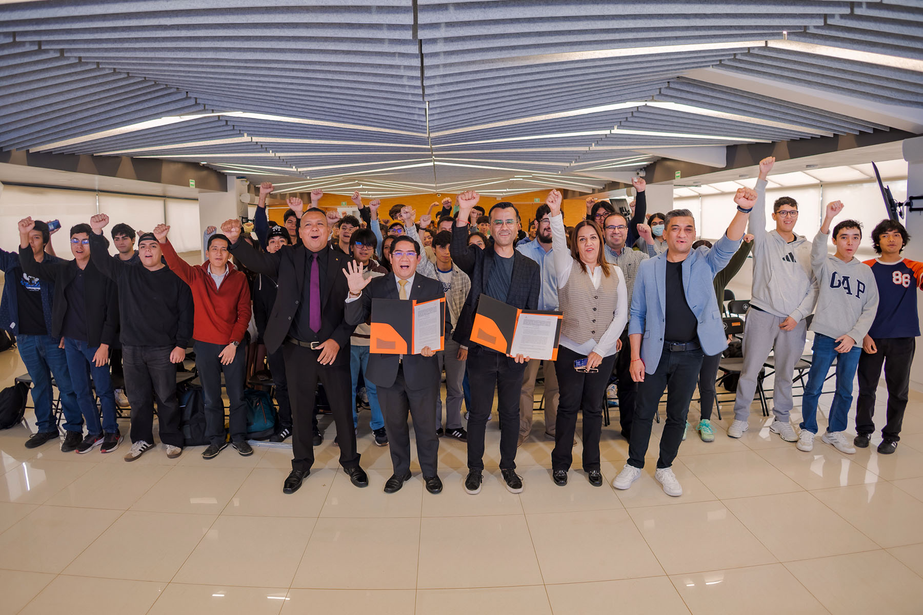 15 / 15 - Firma de Convenio de Colaboración con Xerpas MX 15 / 15 - Firma de Convenio de Colaboración con Xerpas MX