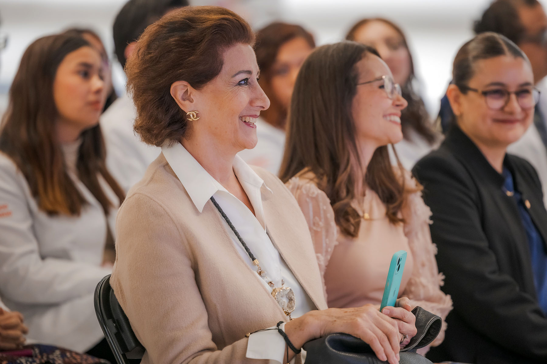 4 / 22 - Homenaje al Dr. Luis Manuel Flores Frías en el Marco del Día del Médico 4 / 22 - Homenaje al Dr. Luis Manuel Flores Frías en el Marco del Día del Médico