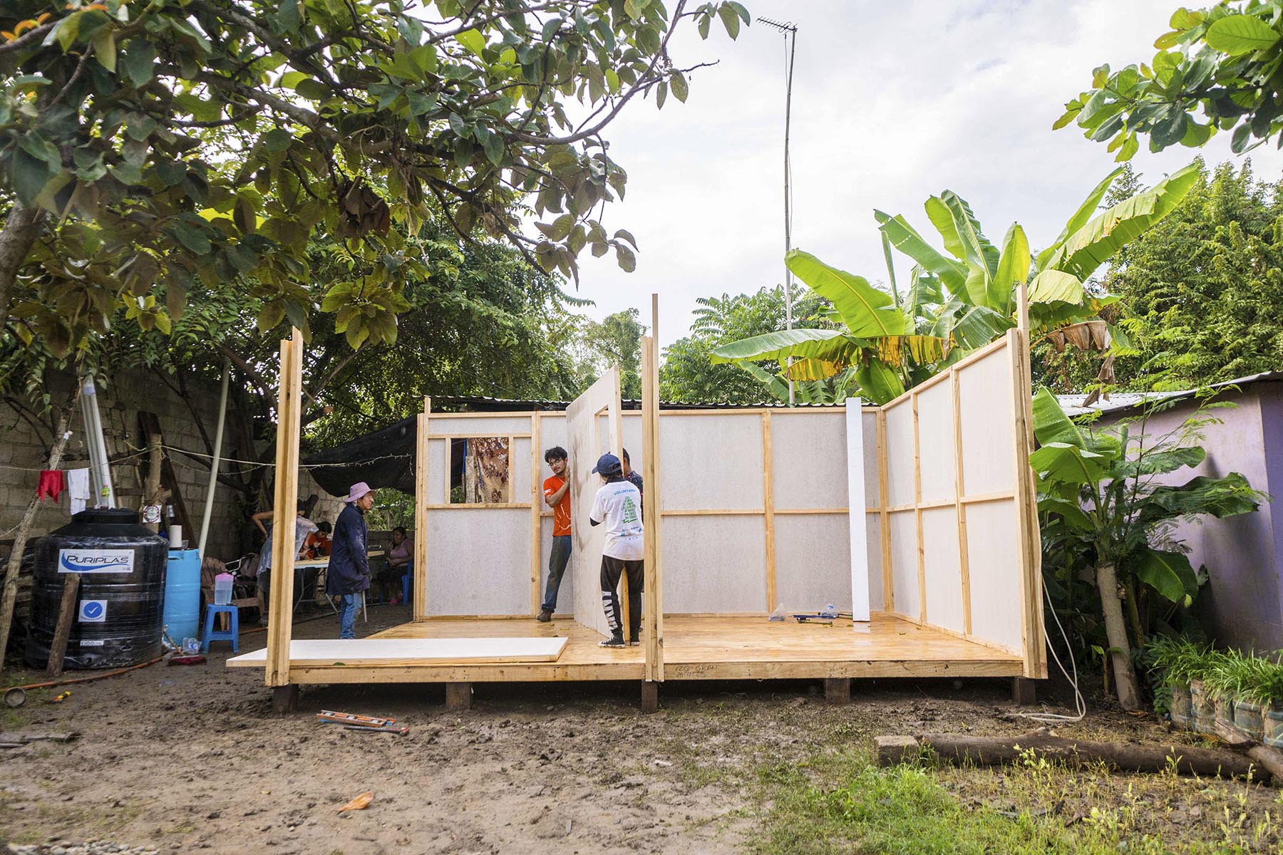 29 / 50 - ASUA Reconstruye 29 / 50 - ASUA Reconstruye