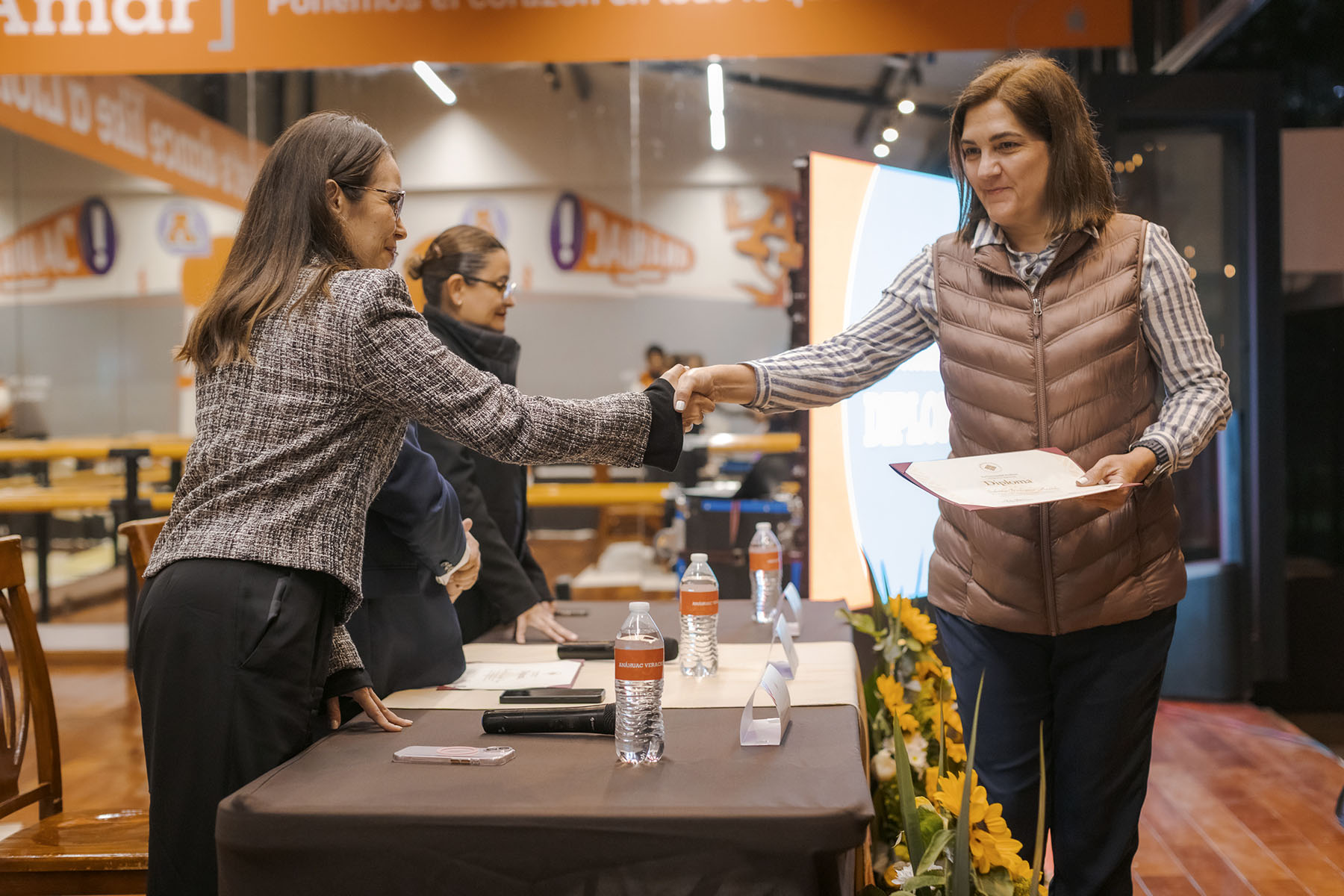 19 / 47 - Clausura de Diplomados 19 / 47 - Clausura de Diplomados