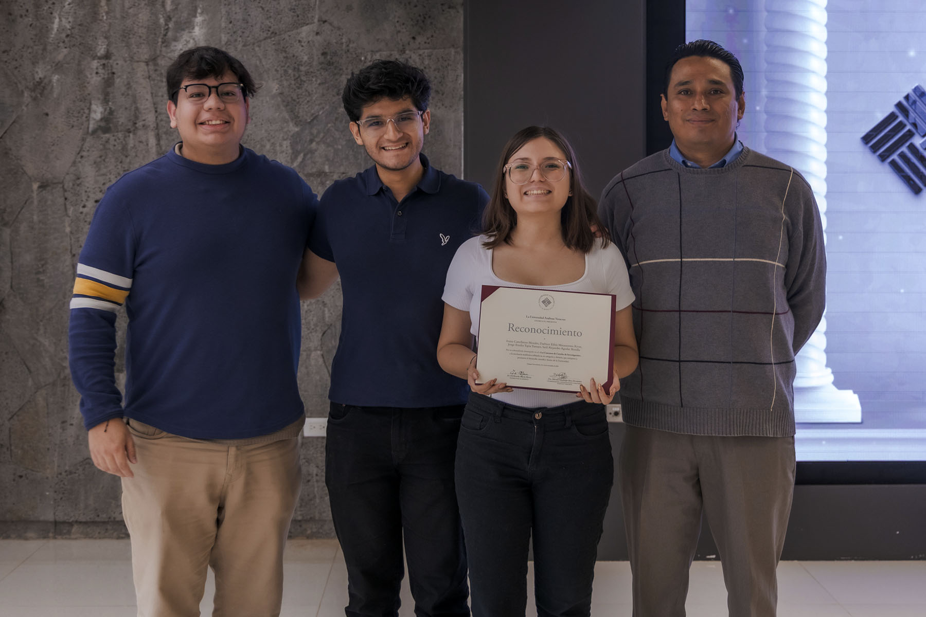 26 / 58 - 3.er Concurso de Carteles de Investigación 26 / 58 - 3.er Concurso de Carteles de Investigación