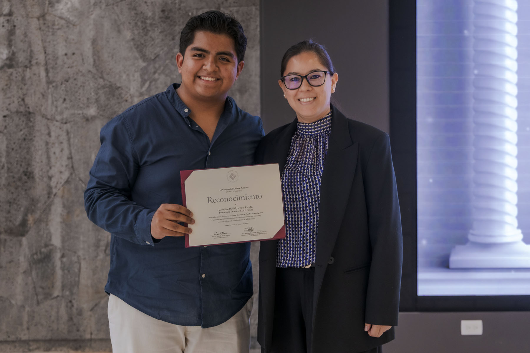 44 / 58 - 3.er Concurso de Carteles de Investigación 44 / 58 - 3.er Concurso de Carteles de Investigación