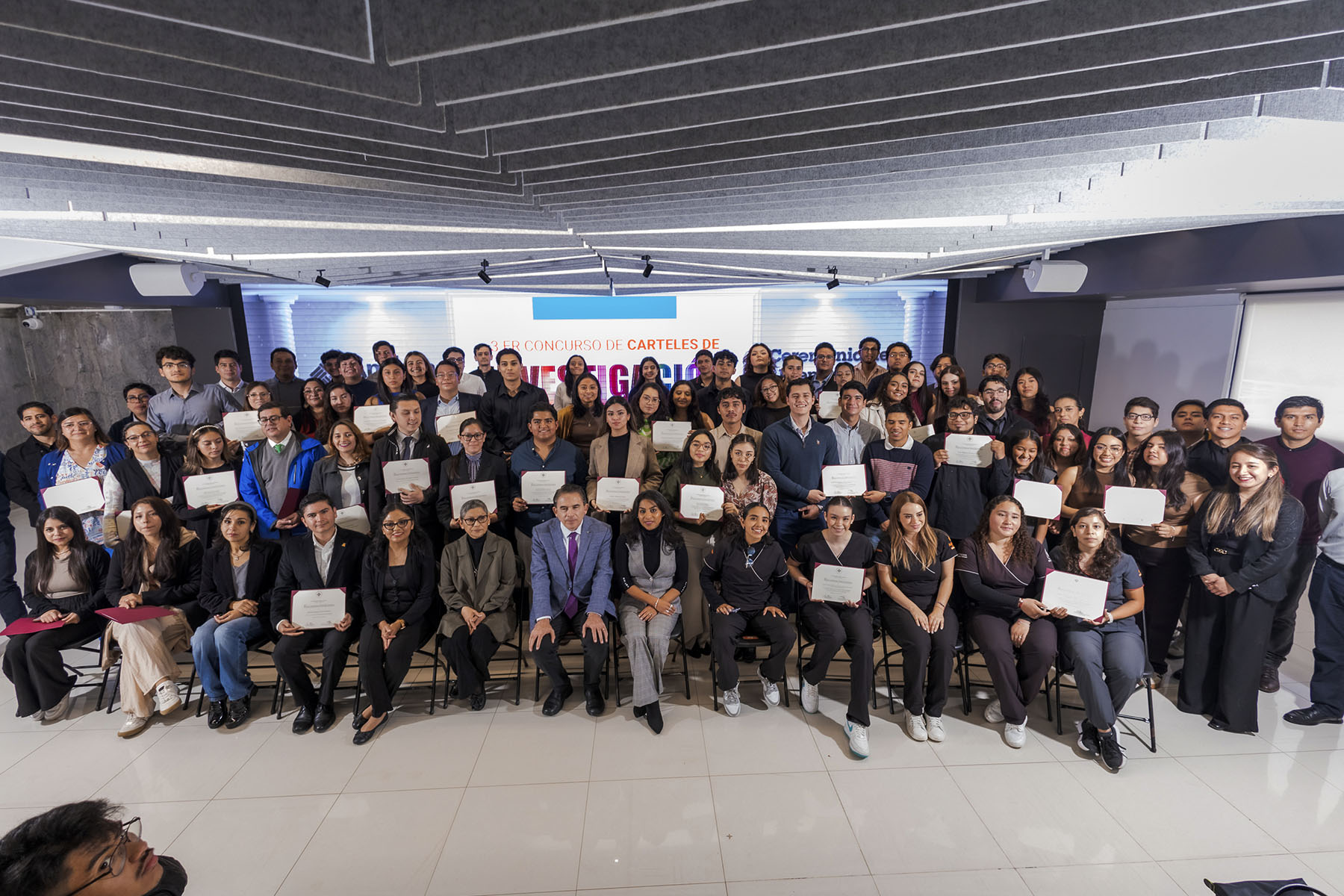 55 / 58 - 3.er Concurso de Carteles de Investigación 55 / 58 - 3.er Concurso de Carteles de Investigación